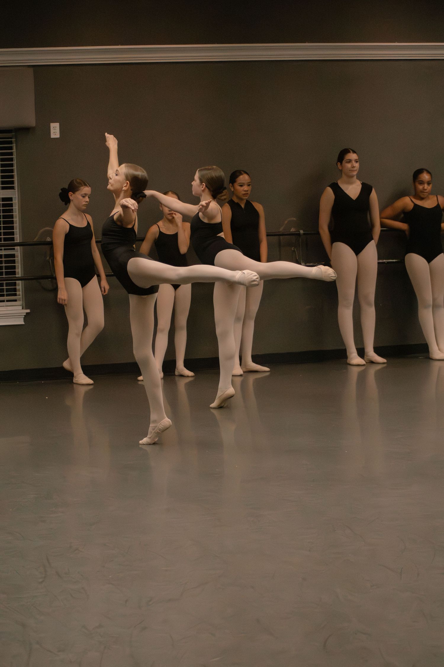 Image of dancers at Victoria's School of Dance