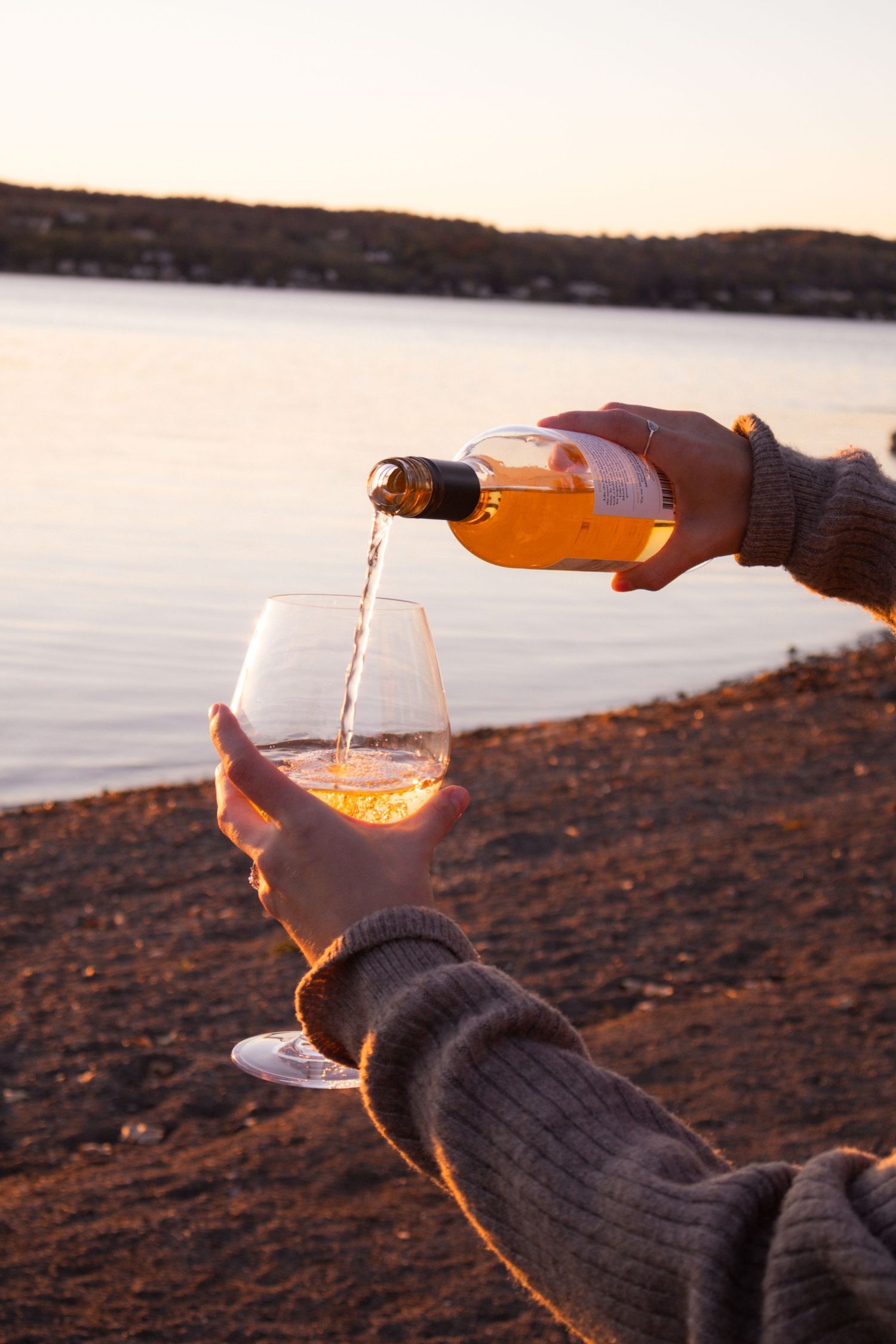 Image from an evening at the lake photoshoot