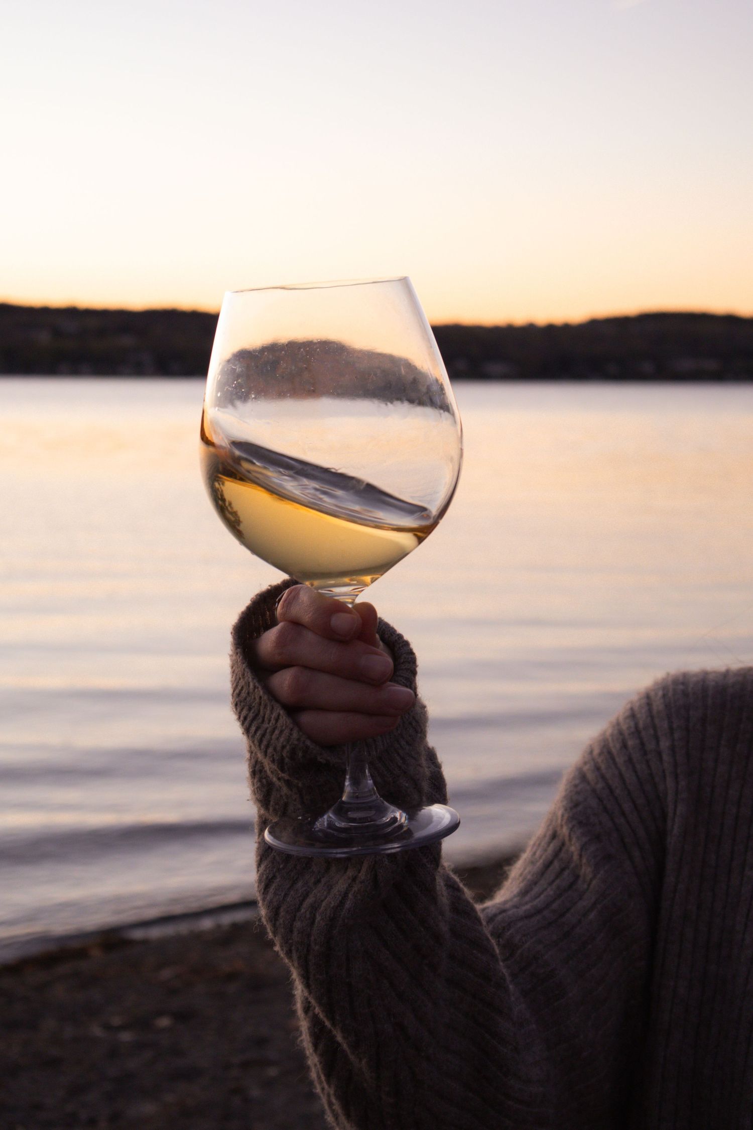 Image from an evening at the lake photoshoot