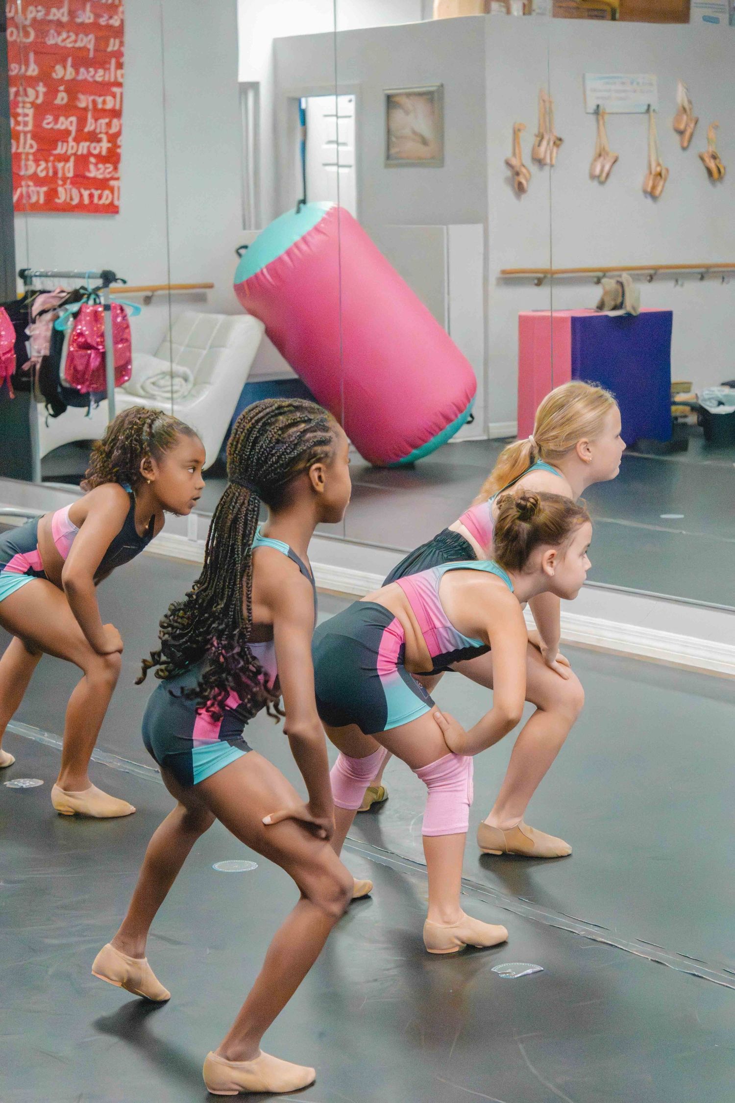 Image of dancers at Amretta's Grand Jete Dance Company dancing in their classes