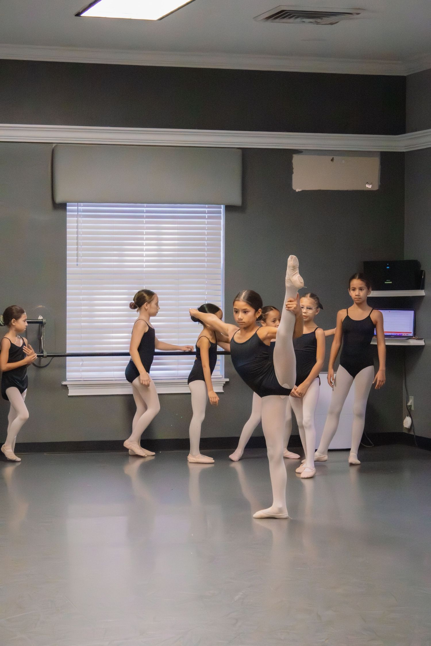 Image of dancers at Victoria's School of Dance