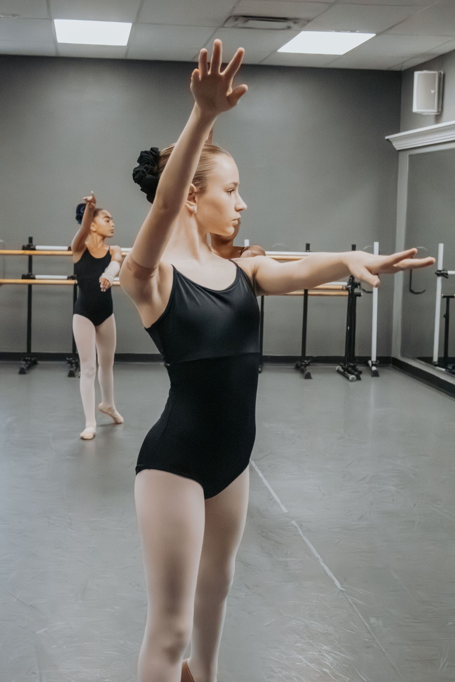 Image of dancers at Victoria's School of Dance
