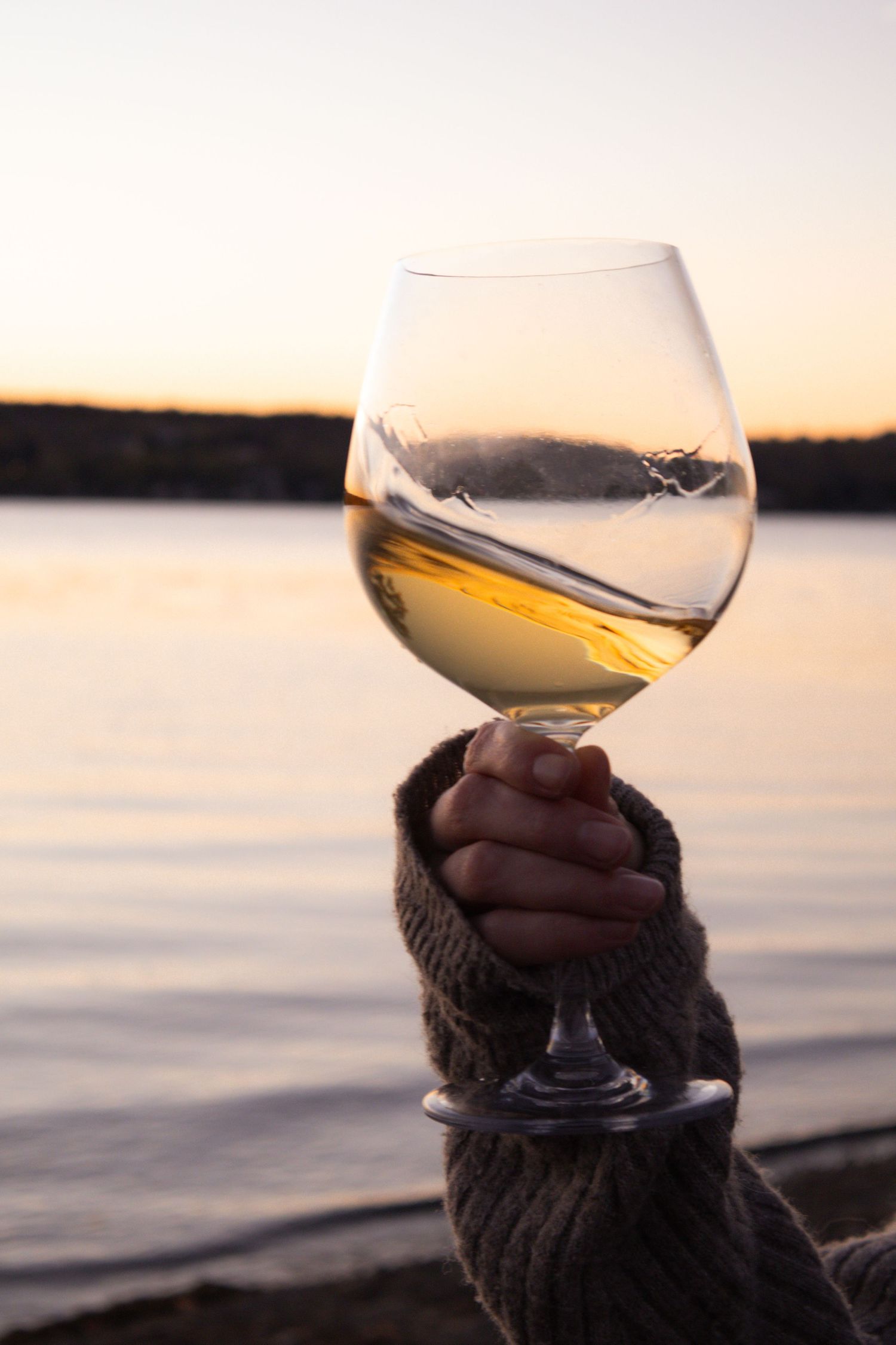 Image from an evening at the lake photoshoot