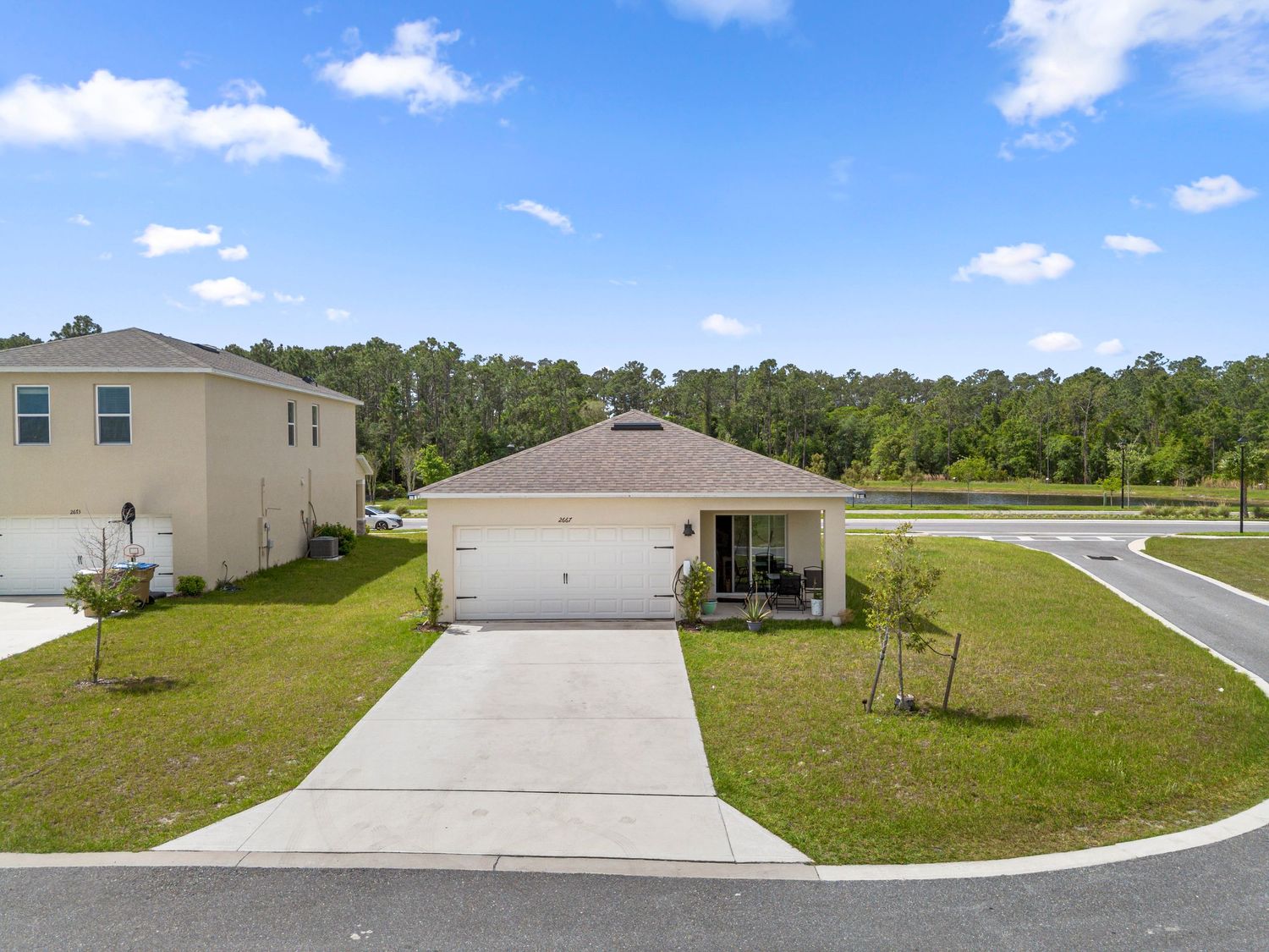 Drone shot of home exterior and surrounding neighborhood in Central Florida