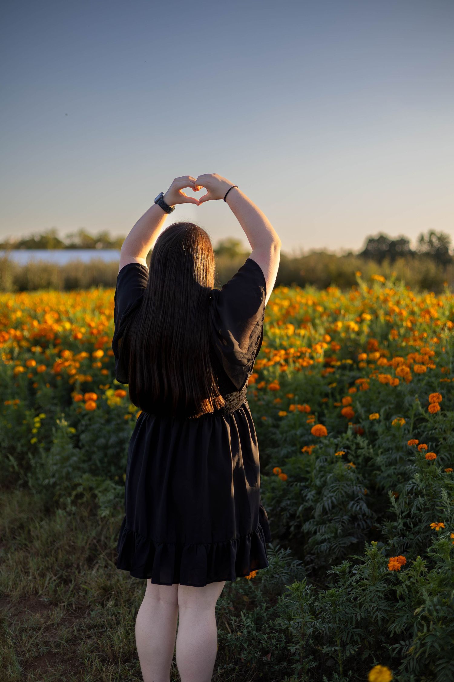 Senior enjoying the Zinas during her senior session near Bolivar MO