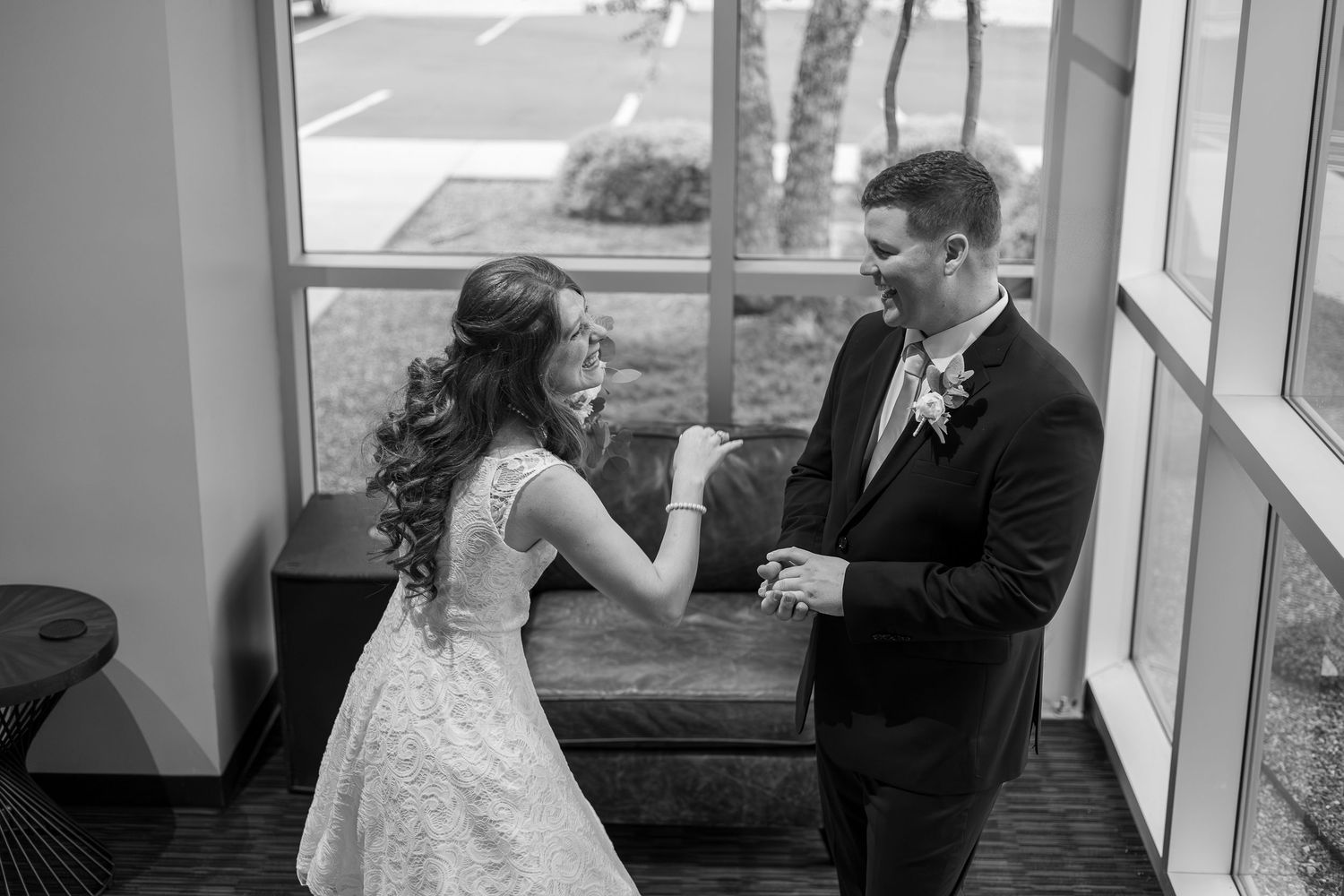bride and groom first look in Strafford mo