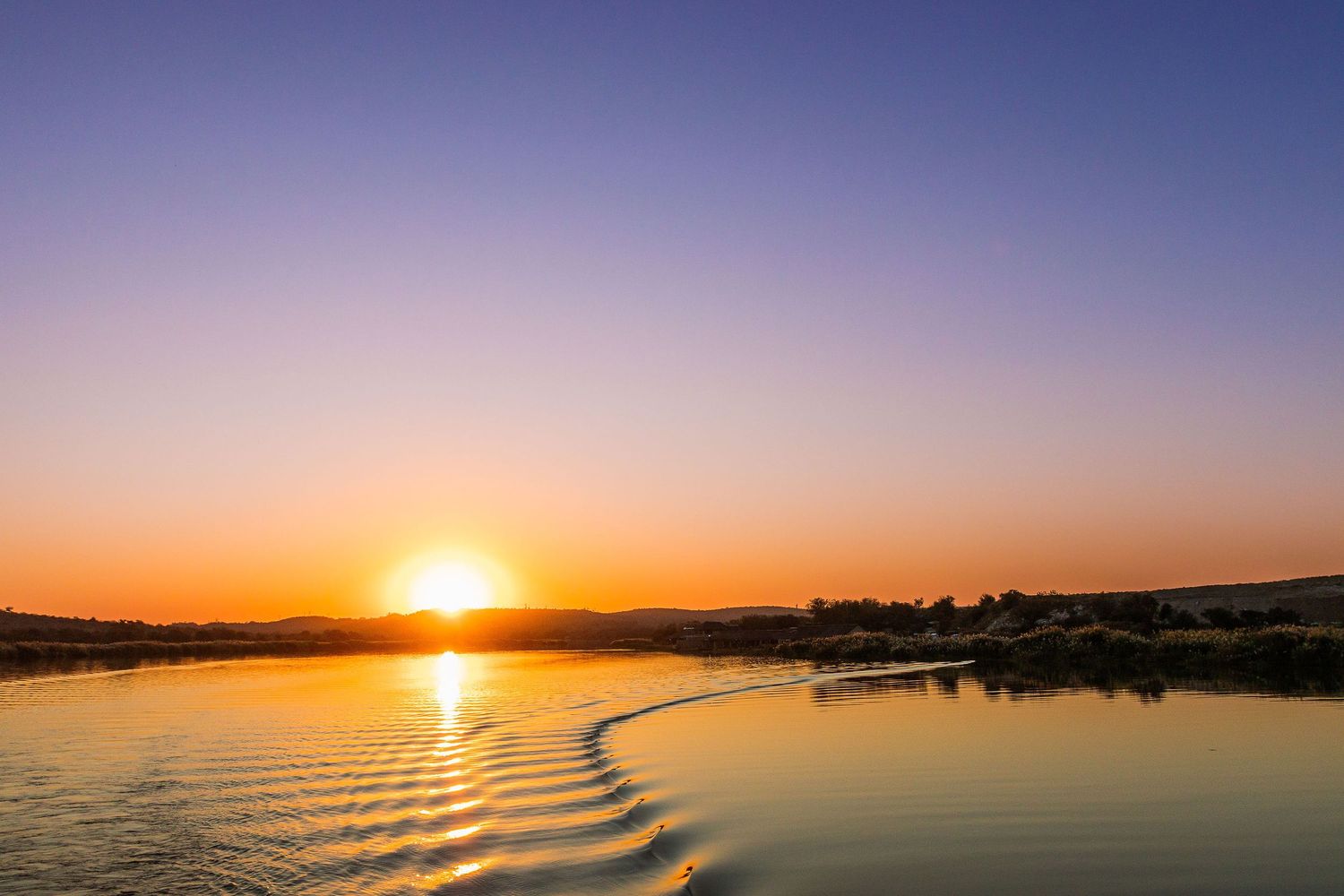 Kambaku II Boat Safaris & Lodge