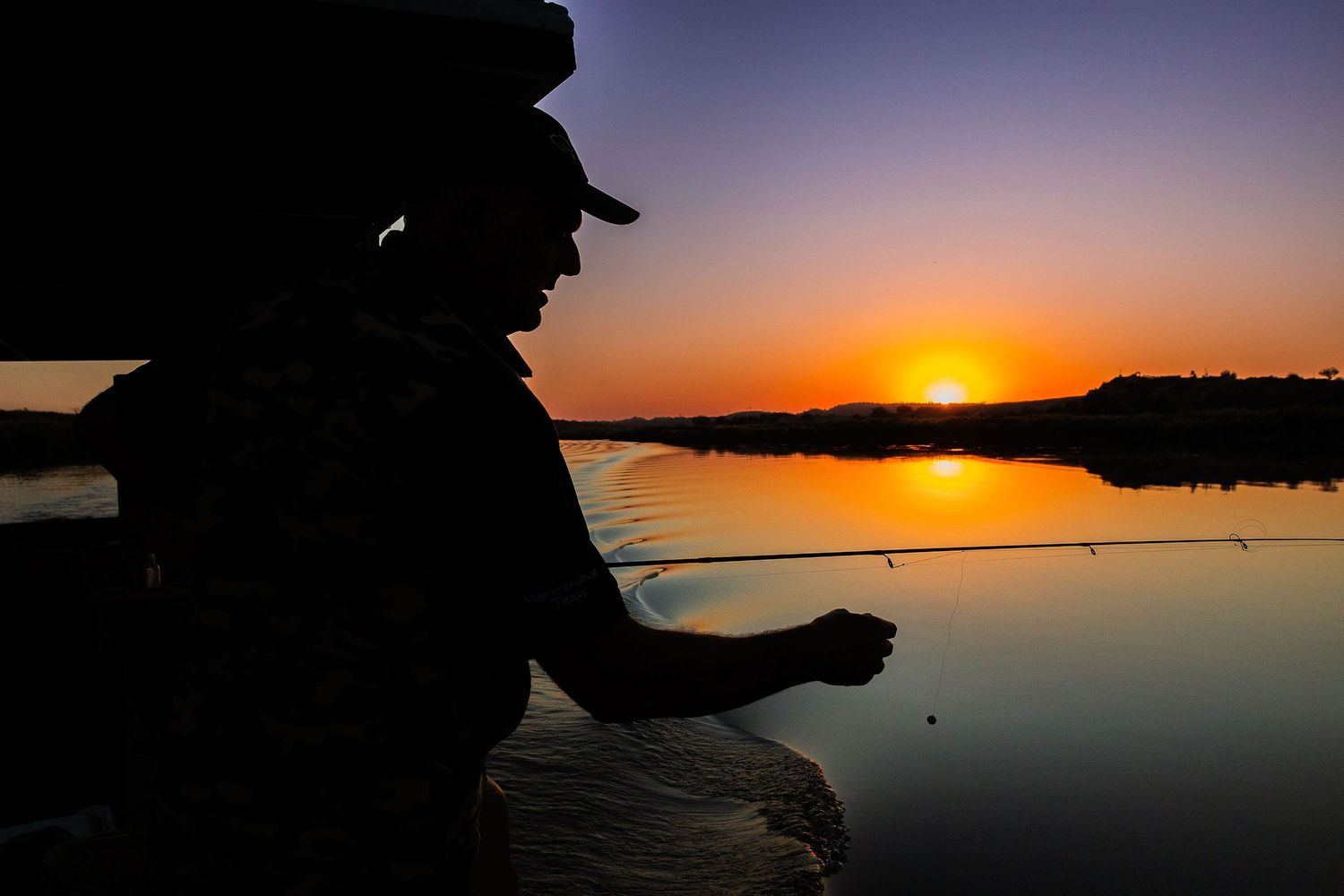 Kambaku II Boat Safaris & Lodge