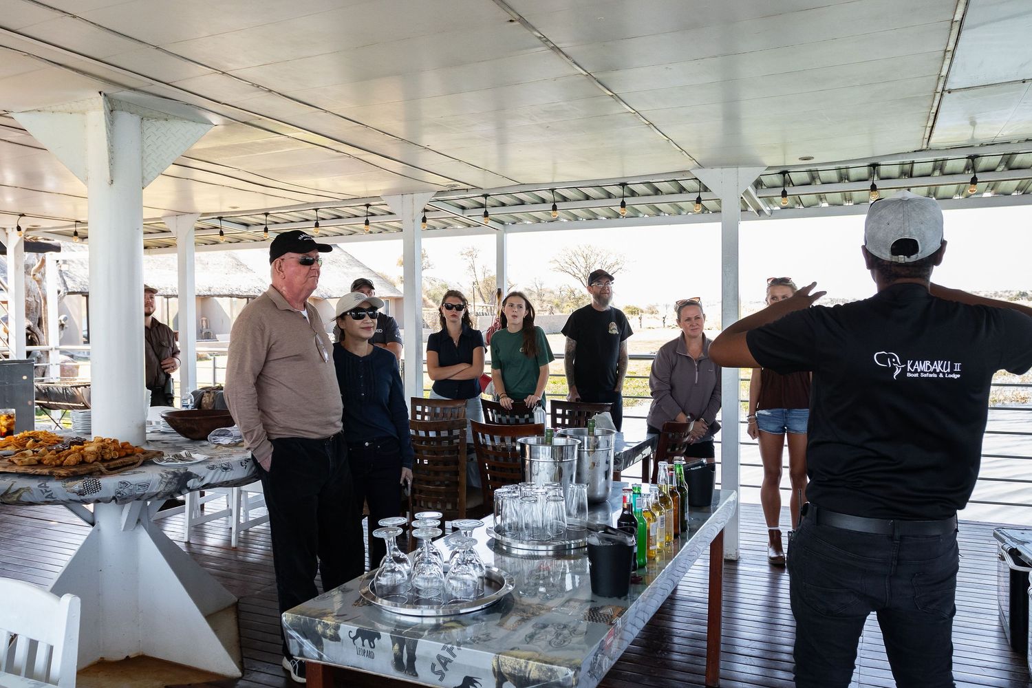 Kambaku II Boat Safaris & Lodge