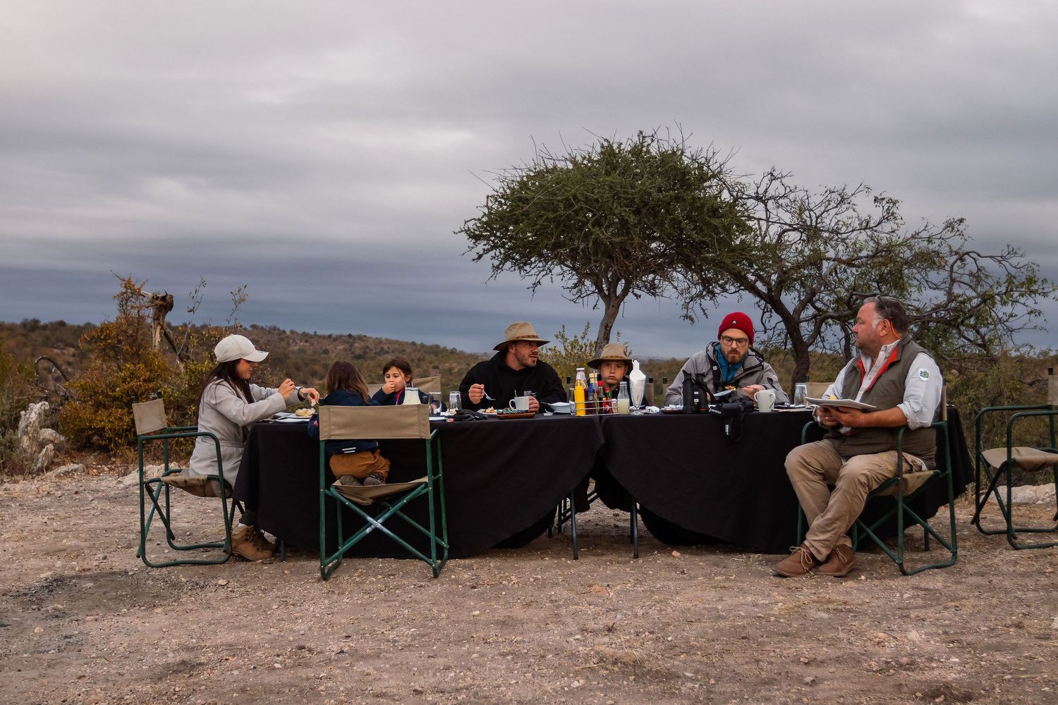 Kambaku II Boat Safaris & Lodge