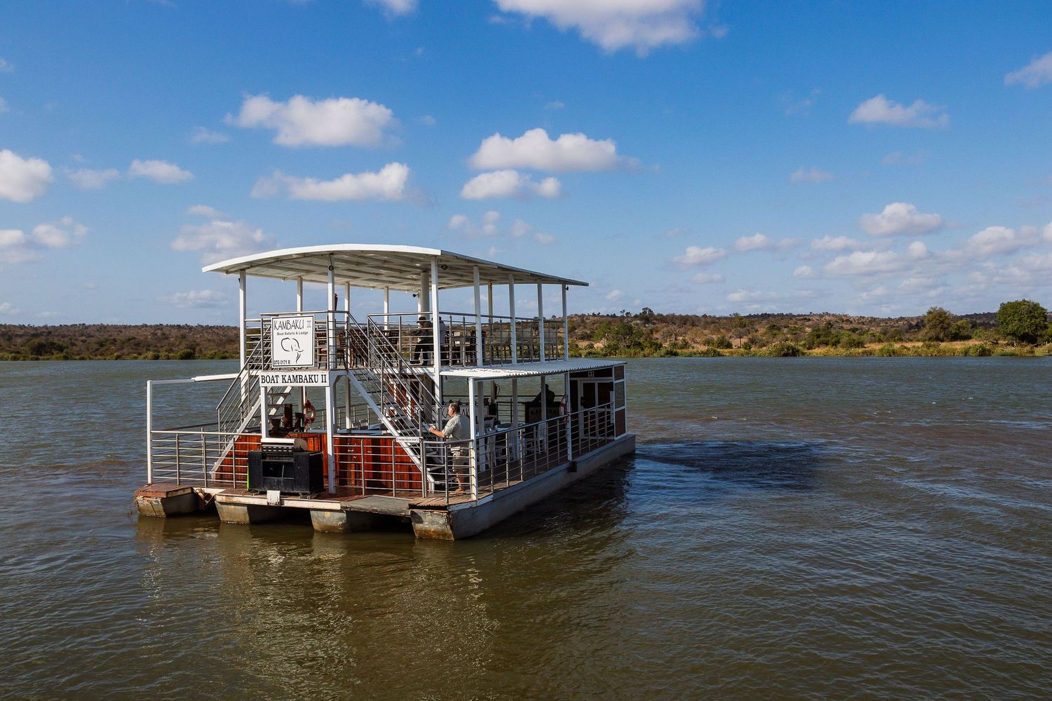 Kambaku II Boat Safaris & Lodge