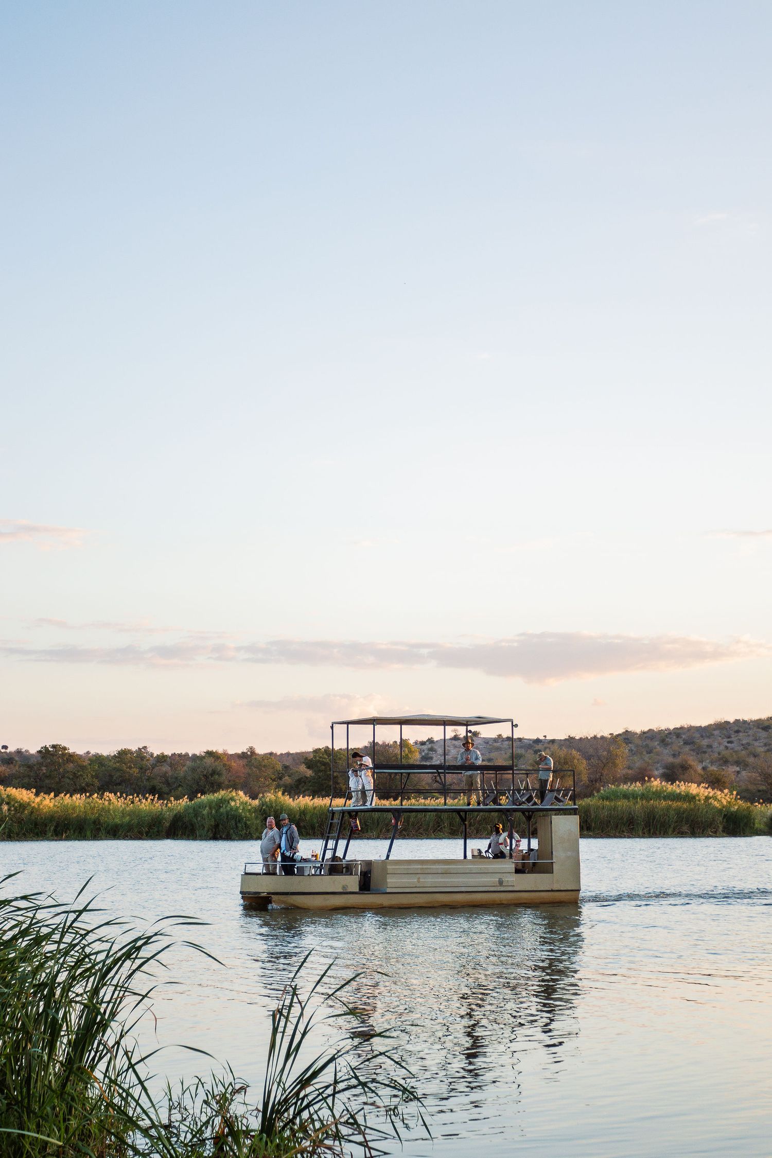 Kambaku II Boat Safaris & Lodge