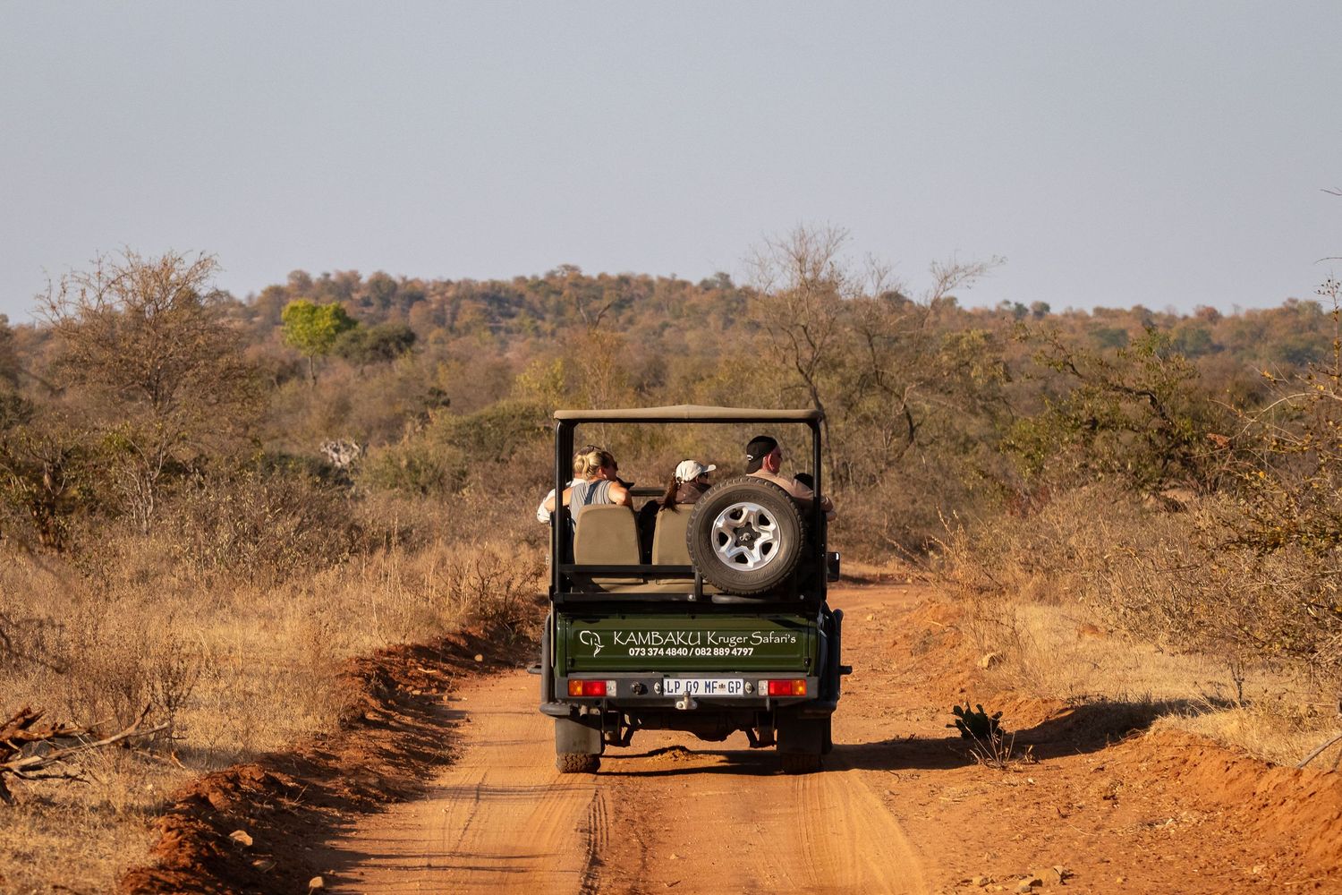 Kambaku II Boat Safaris & Lodge