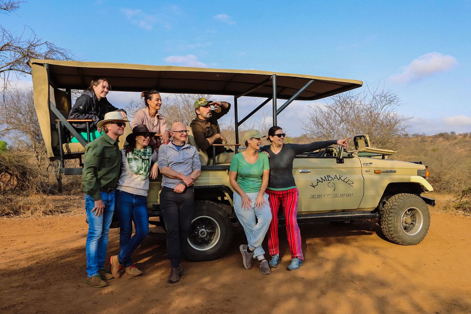 Kambaku II Boat Safaris & Lodge