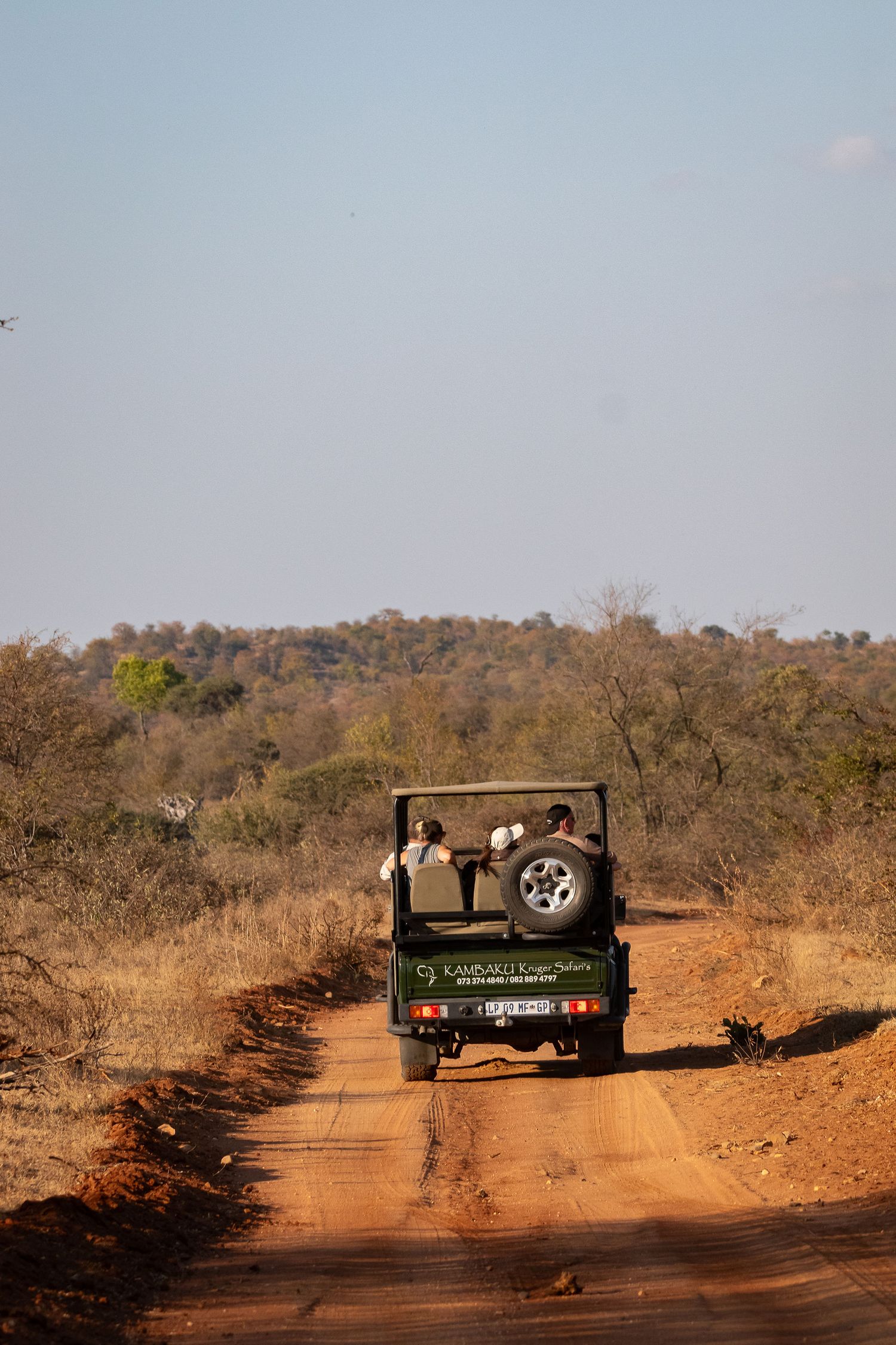 Kambaku II Boat Safaris & Lodge