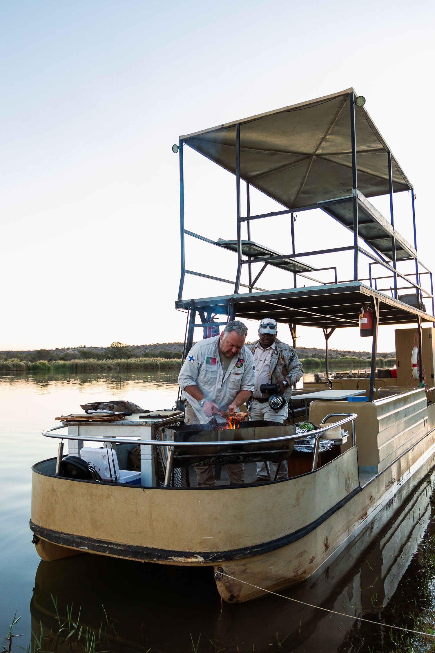 Kambaku II Boat Safaris & Lodge