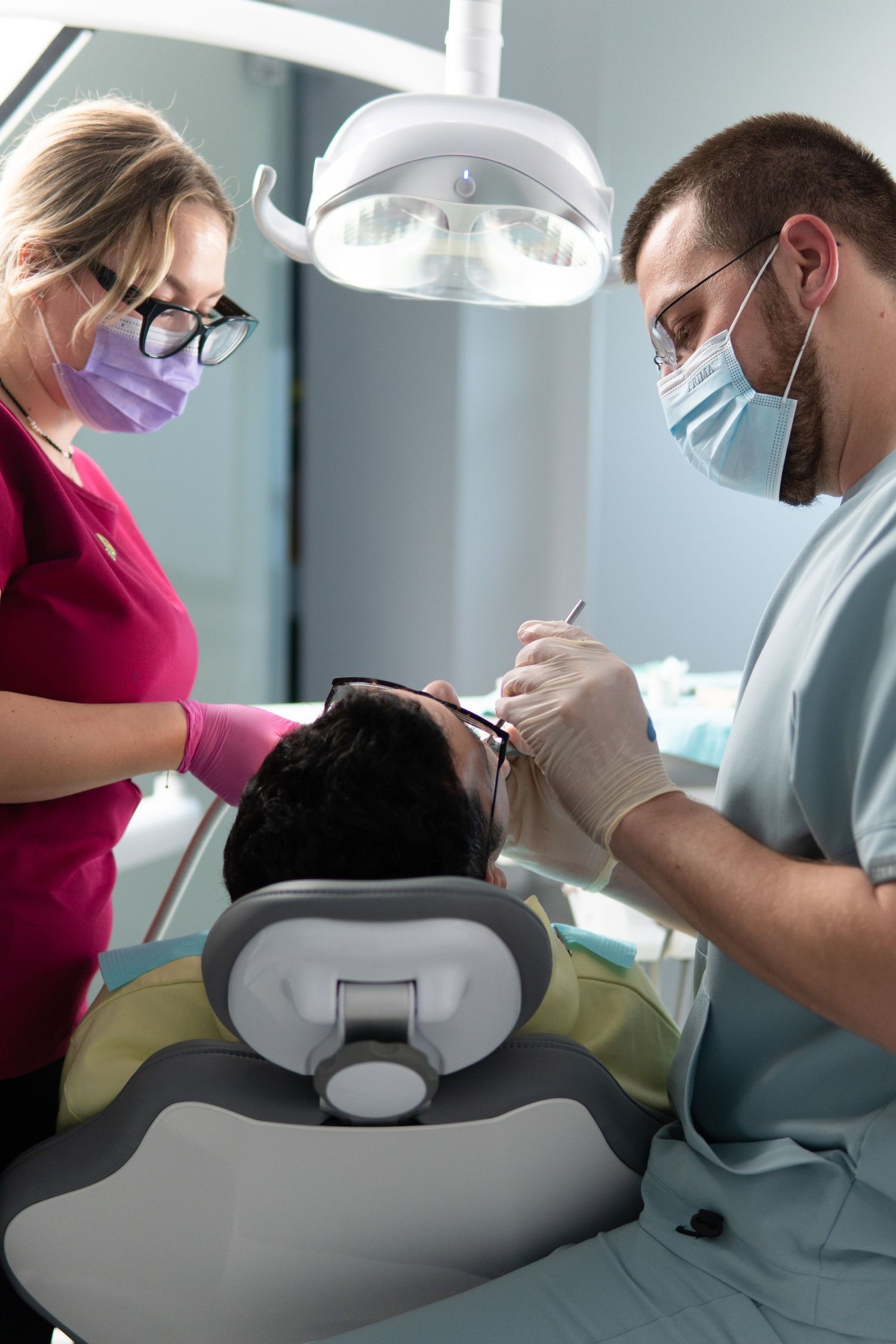 Ședință foto corporate pentru clinică dentară