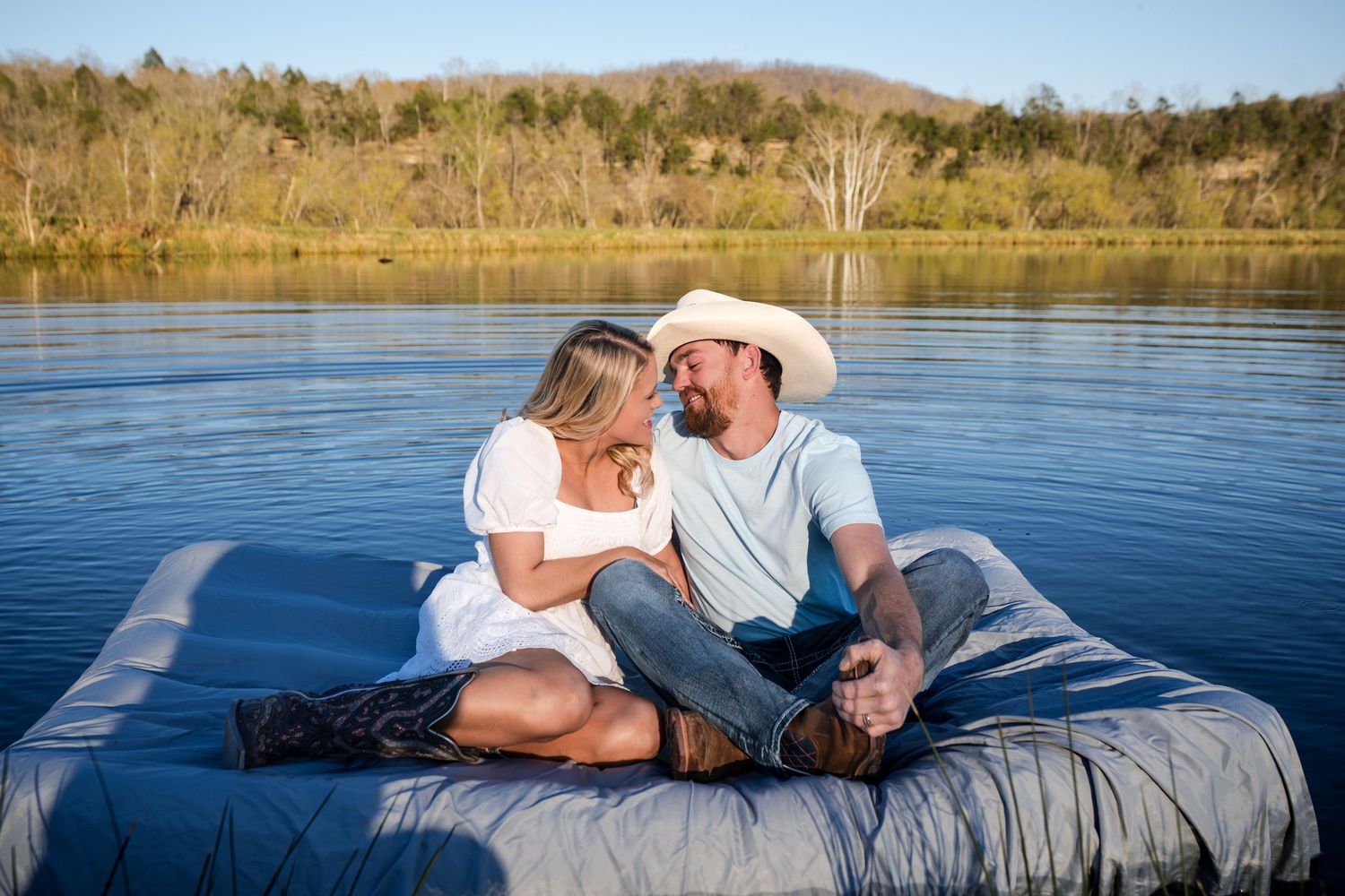 Wedding, couples, and lifestyle photography by Siler Productions, a Kentucky wedding photographer.
