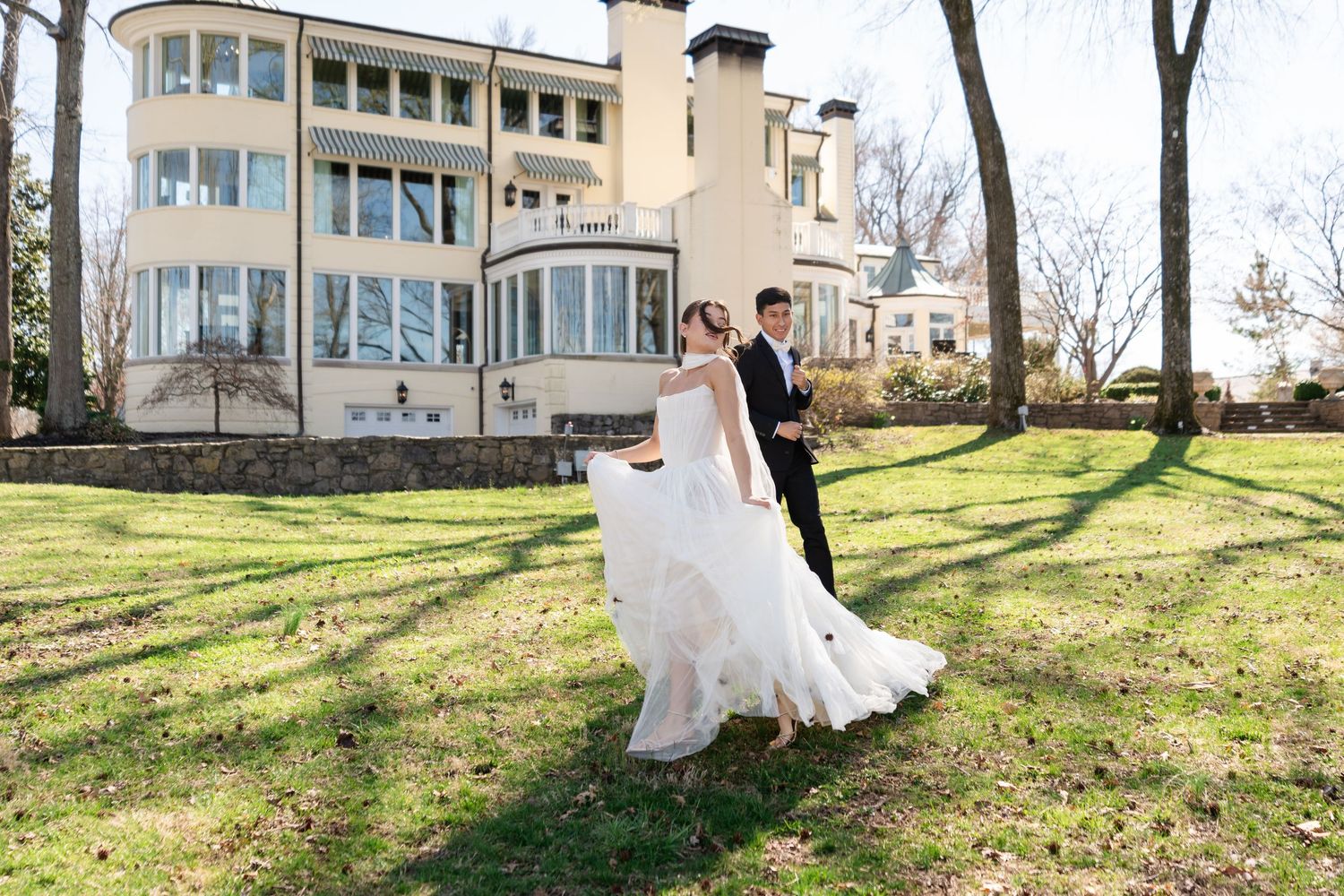 Wedding, couples, and lifestyle photography by Siler Productions, a Kentucky wedding photographer.