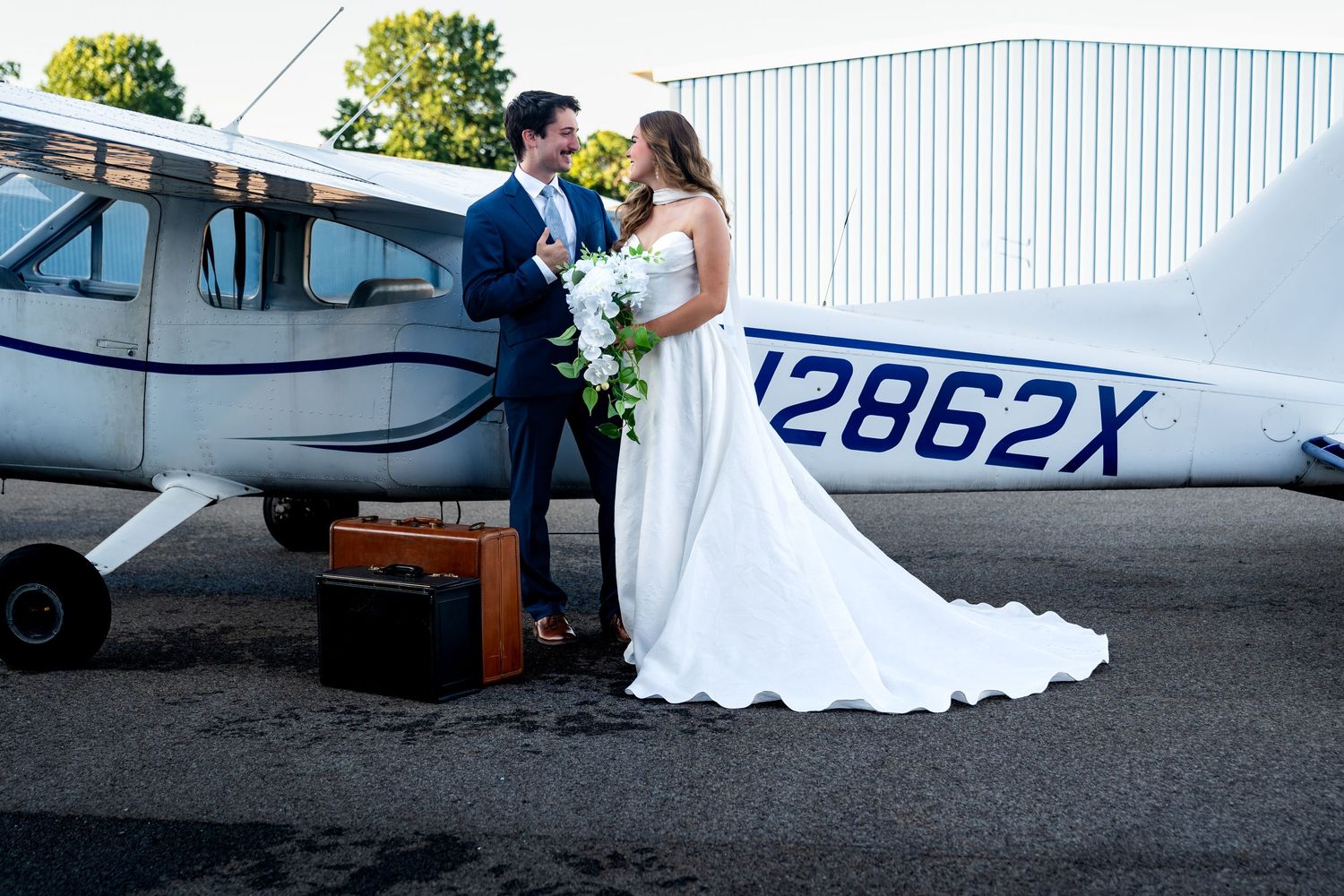 Wedding, couples, and lifestyle photography by Siler Productions, a Kentucky wedding photographer.
