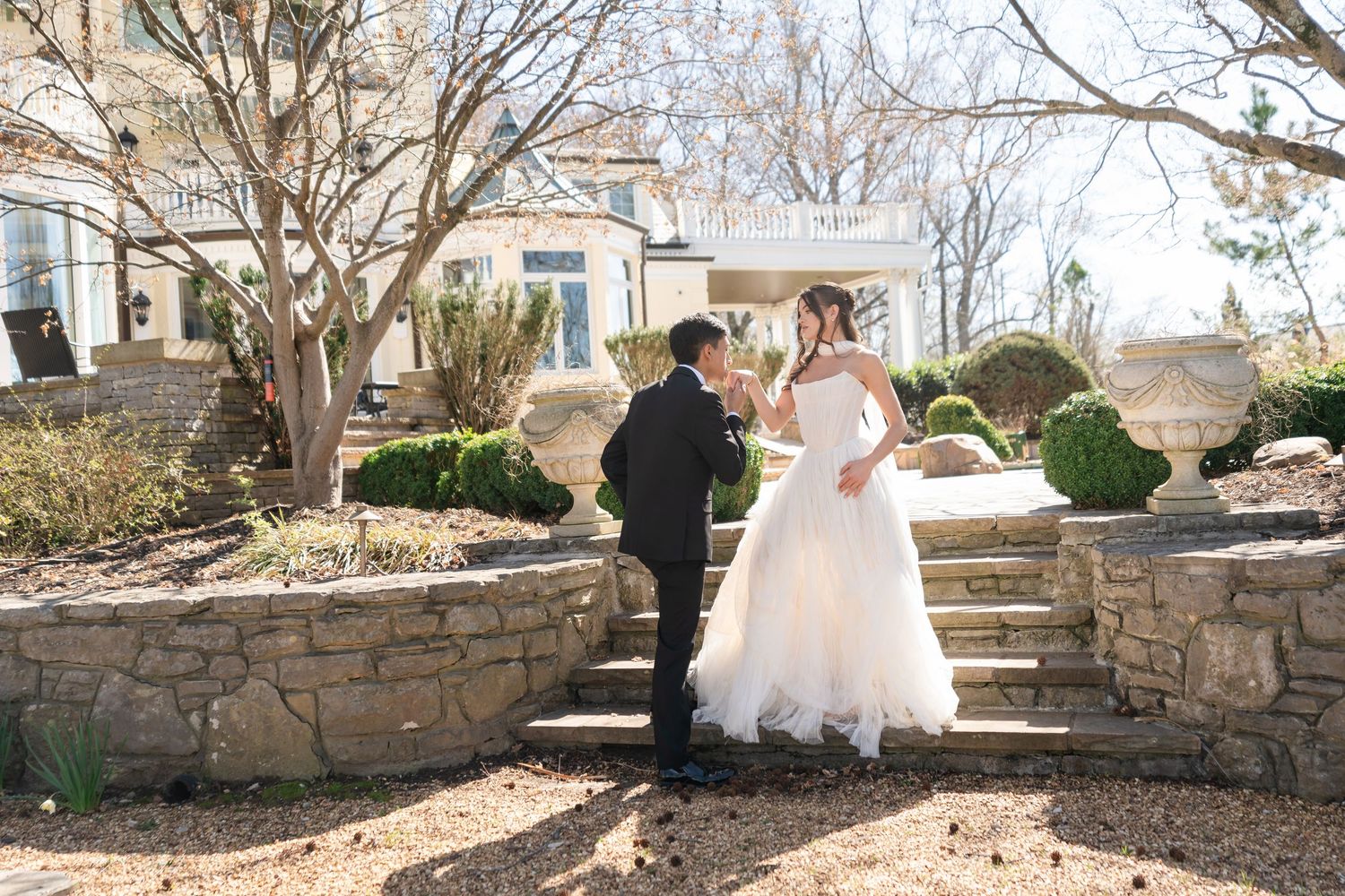 Wedding, couples, and lifestyle photography by Siler Productions, a Kentucky wedding photographer.