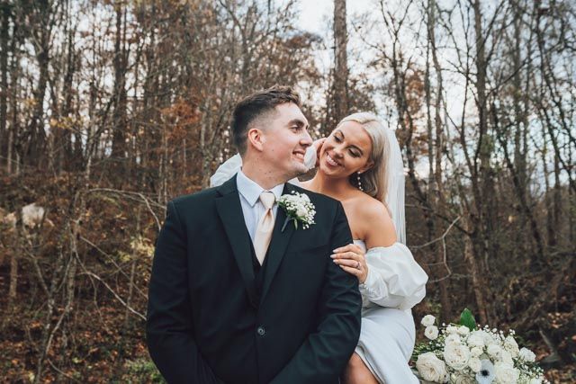 Wedding, couples, and lifestyle photography by Siler Productions, a Kentucky wedding photographer.