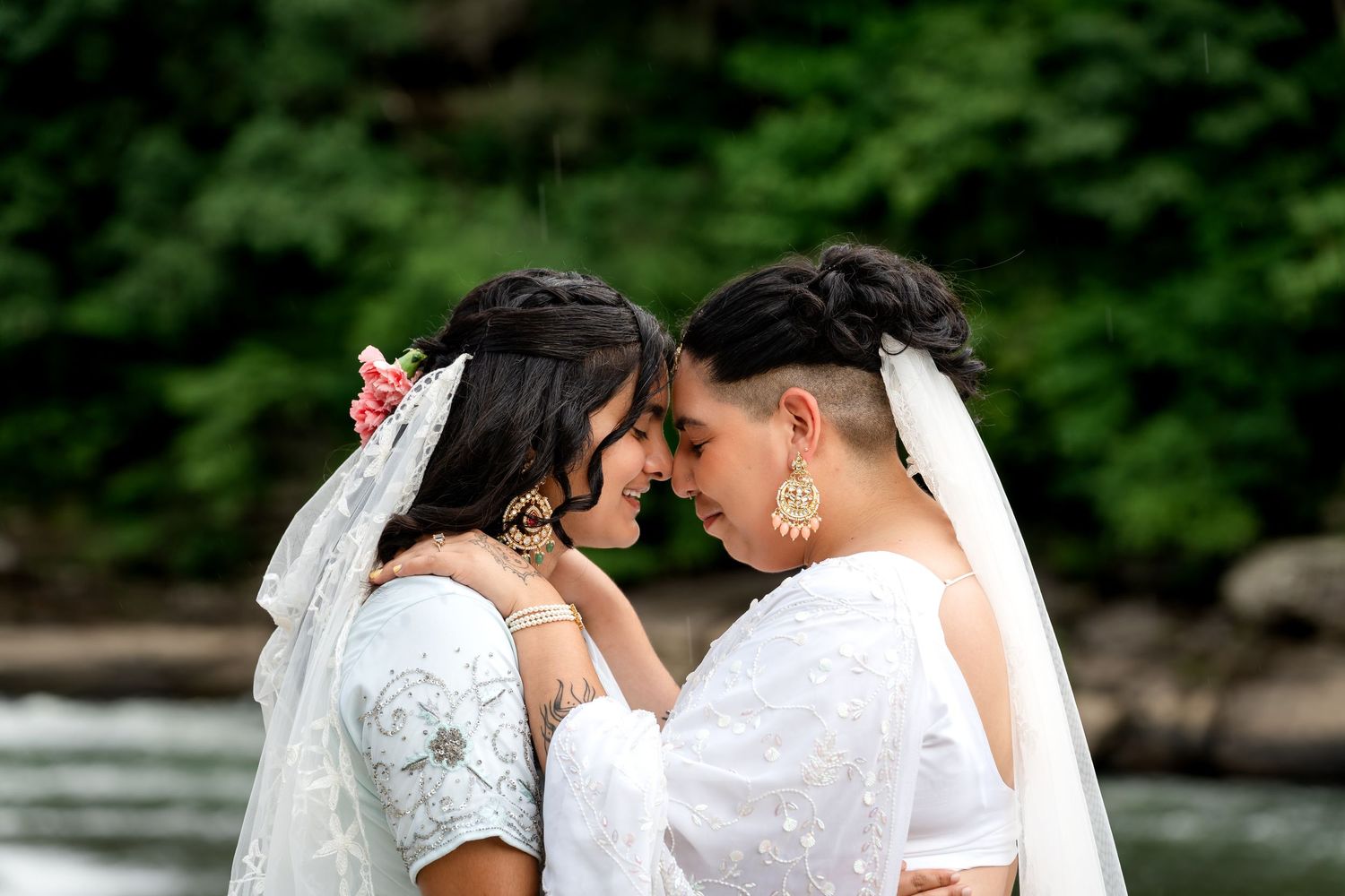 Wedding, couples, and lifestyle photography by Siler Productions, a Kentucky wedding photographer.