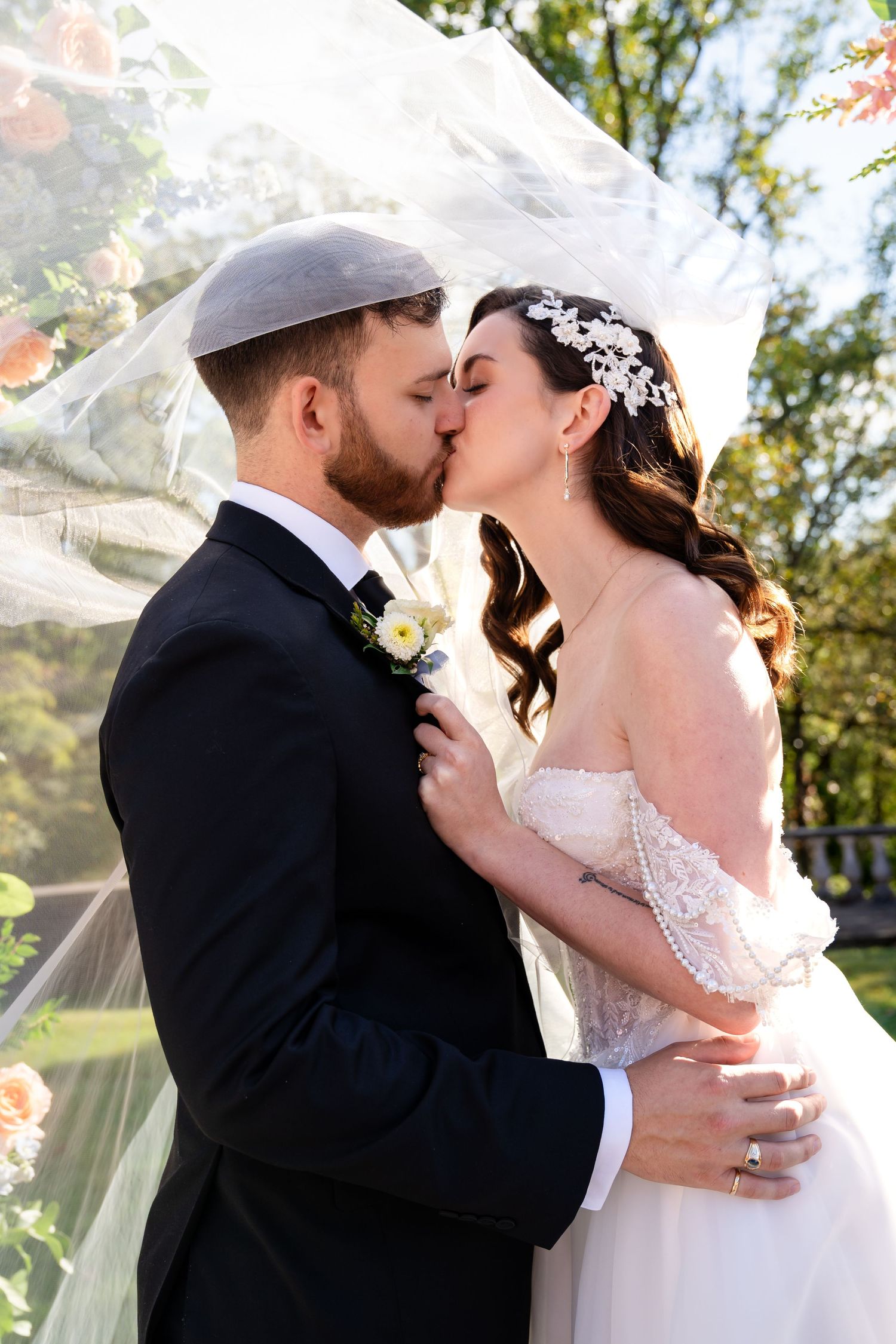 Wedding, couples, and lifestyle photography by Siler Productions, a Kentucky wedding photographer capturing authentic, timeless, true-to-lif