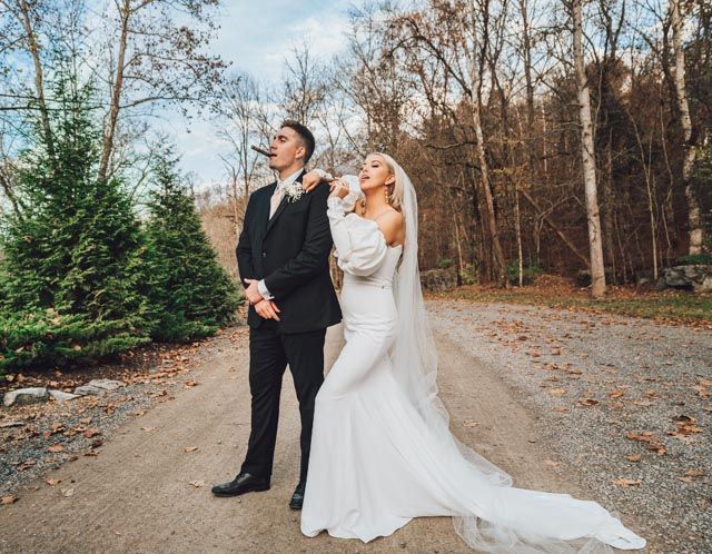 Wedding, couples, and lifestyle photography by Siler Productions, a Kentucky wedding photographer.
