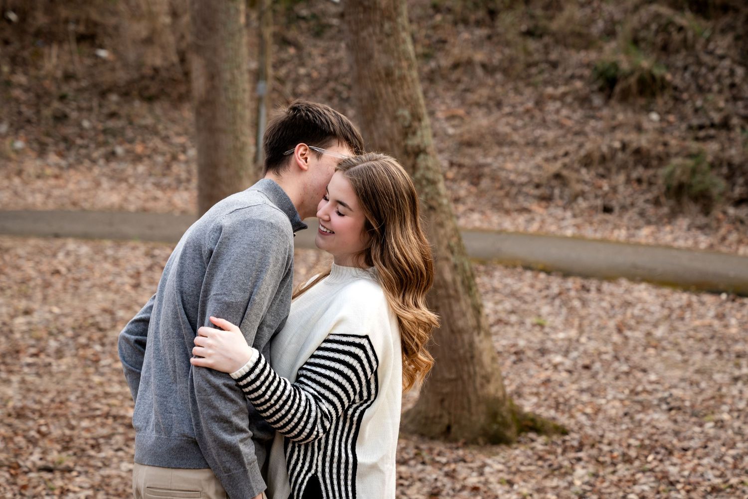 Wedding, couples, and lifestyle photography by Siler Productions, a Kentucky wedding photographer.