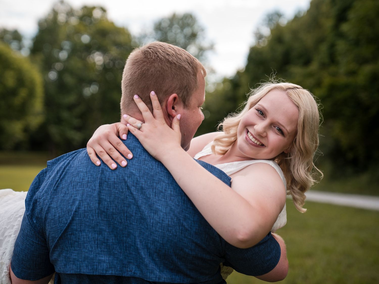 Wedding, couples, and lifestyle photography by Siler Productions, a Kentucky wedding photographer.