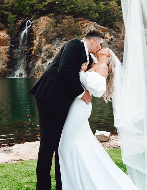 Wedding, couples, and lifestyle photography by Siler Productions, a Kentucky wedding photographer.