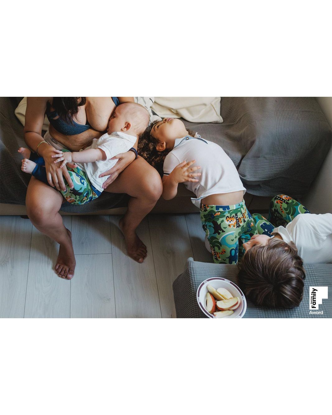 Prémio de sessão de fotografia documental de familias em Lisboa