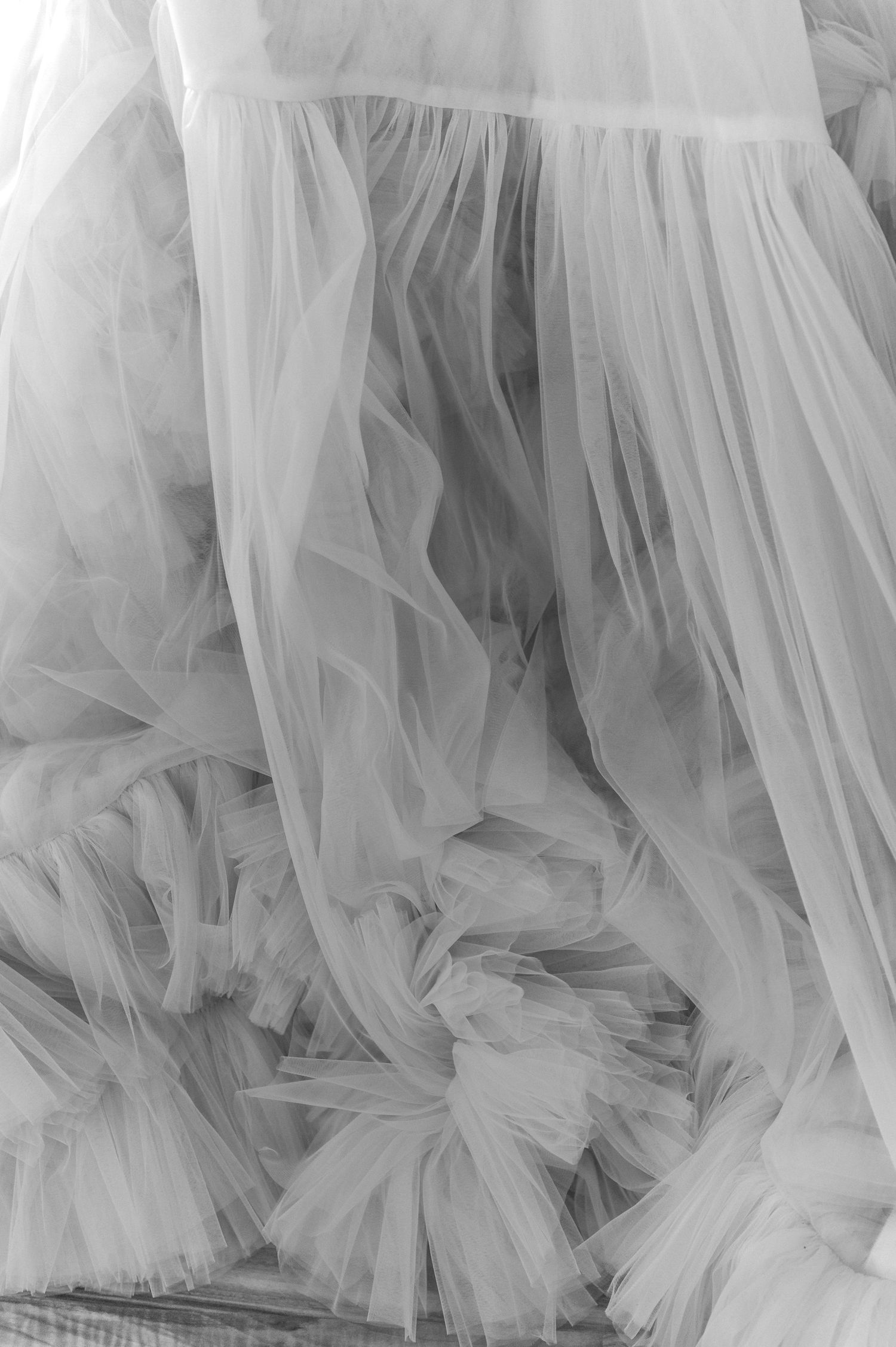 Weicher Stoff und Tüll im Studio – ästhetische Fine Art Fotografie in Nürnberg
