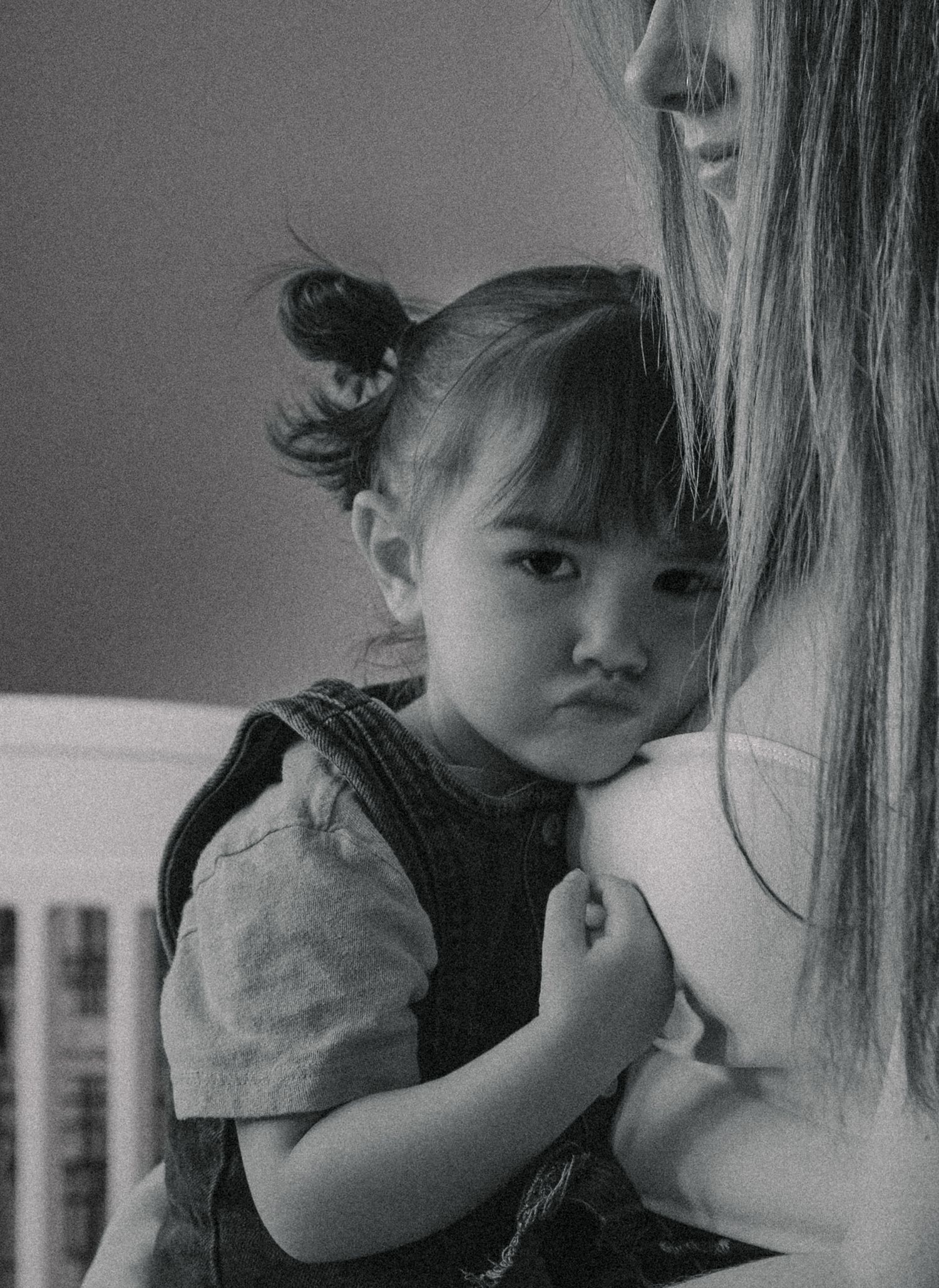 timeless candid photo. Family lifestyle income shoot.