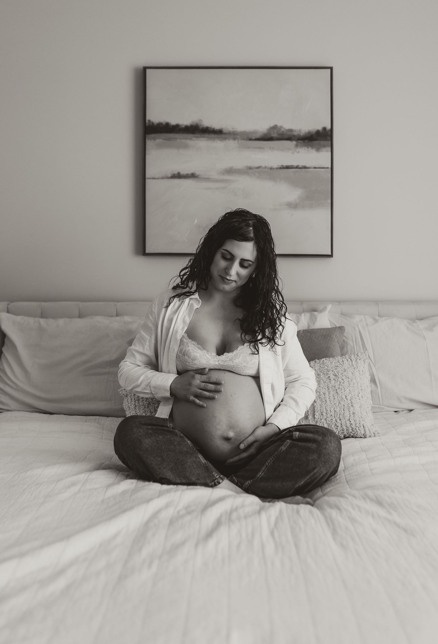 Moncton New Brunswick Maternity & Newborn photography in home photoshoot mother in her bedroom