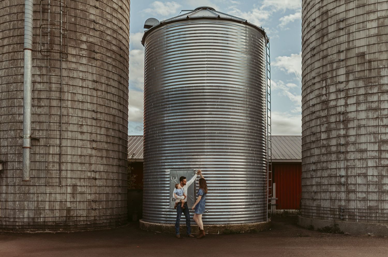 Country farm family photoshoot