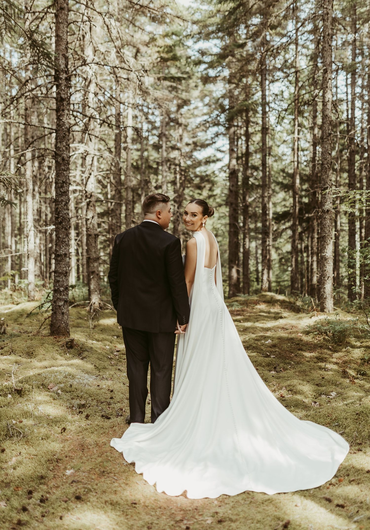 Moncton New Brunswick wedding photographer bride groom woods