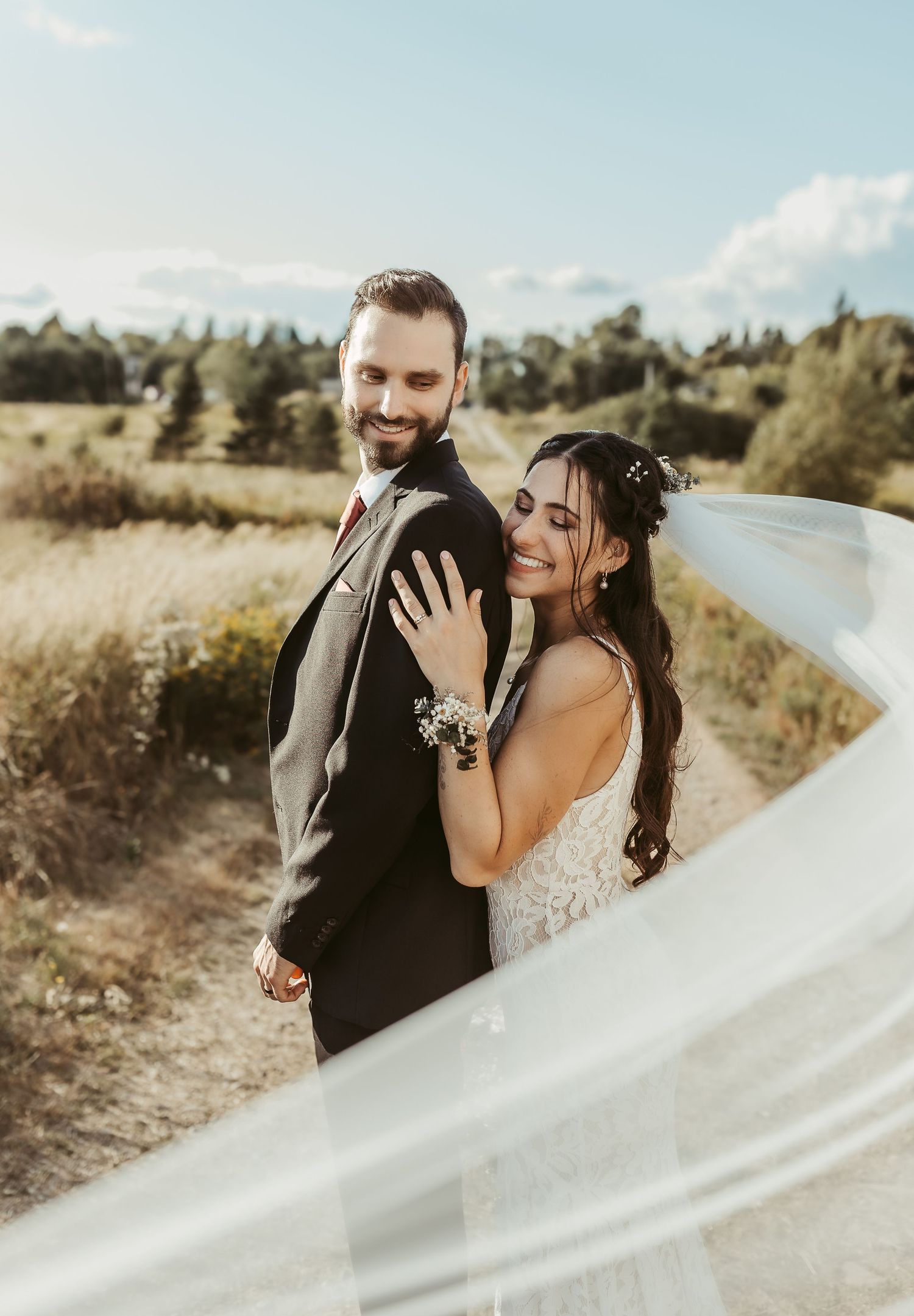 wedding day bride and groom portraits