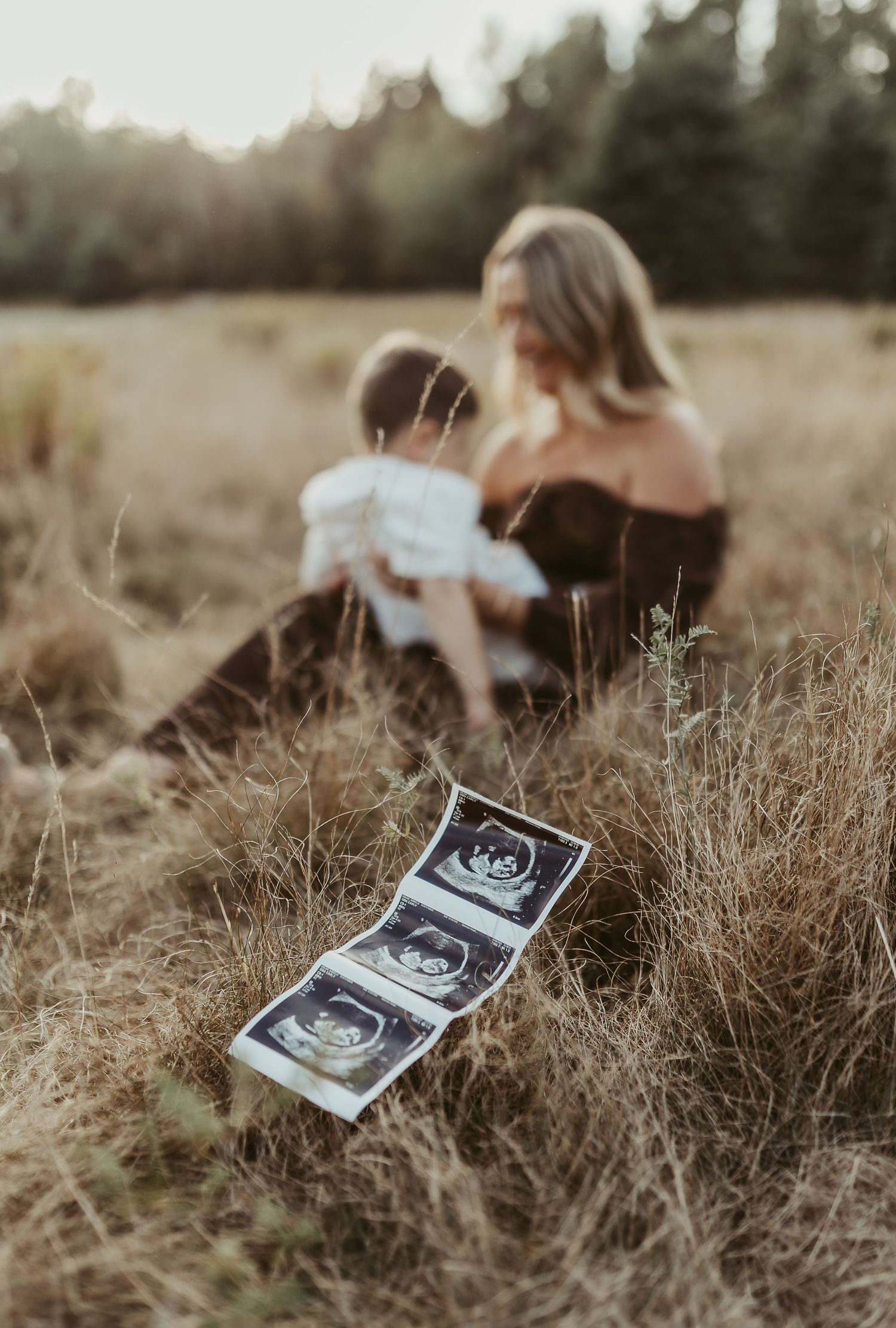 Moncton New Brunswick Maternity & Newborn photography golden hour maternity photoshoot ultrasound