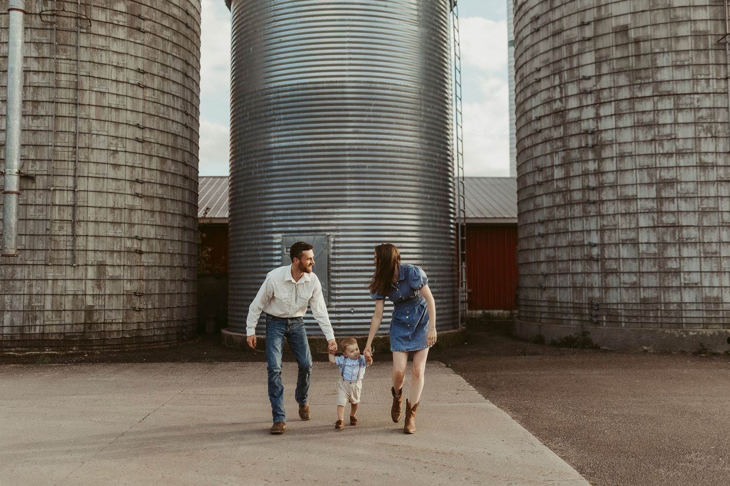 Country farm family photoshoot