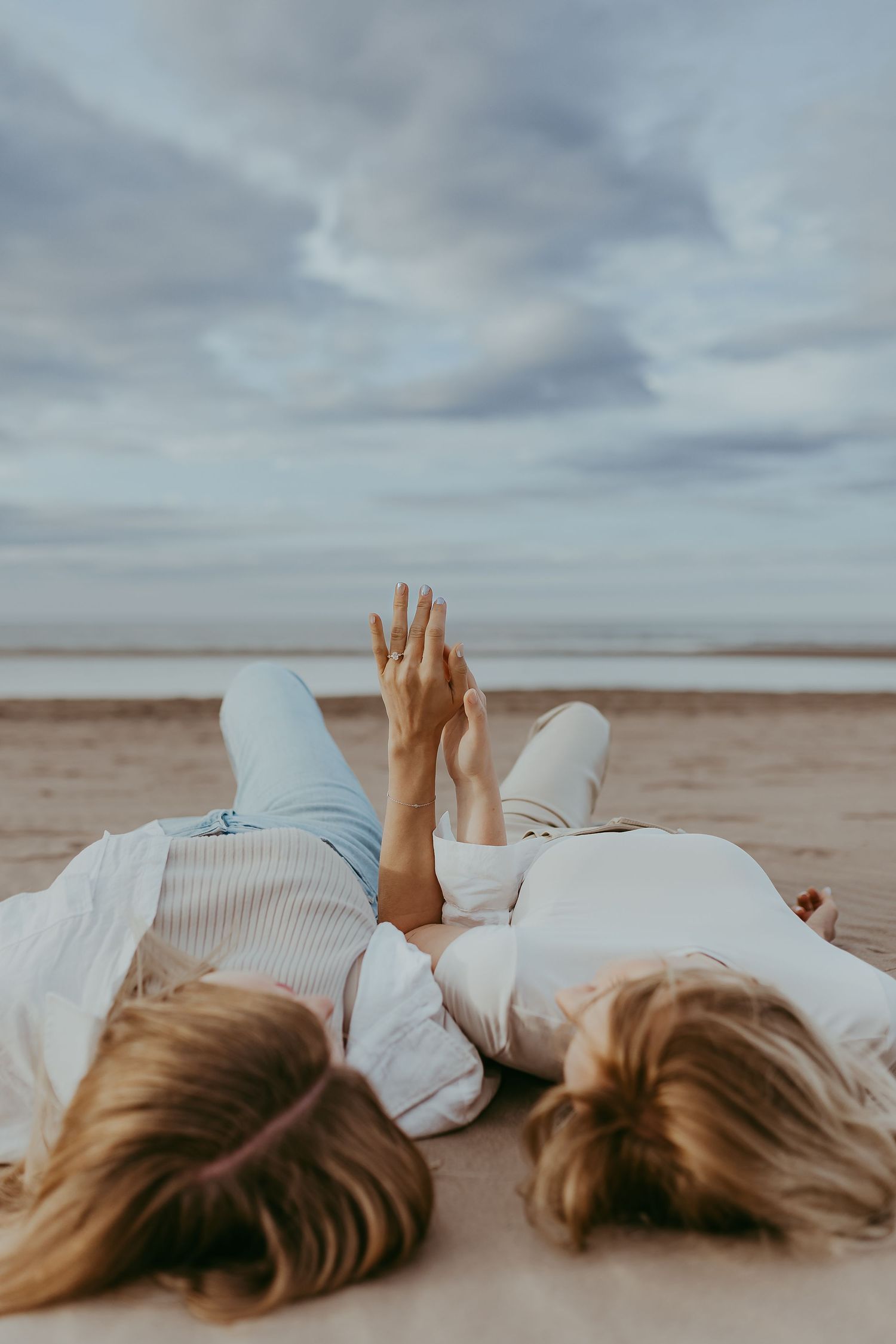 beach couples photoshoot