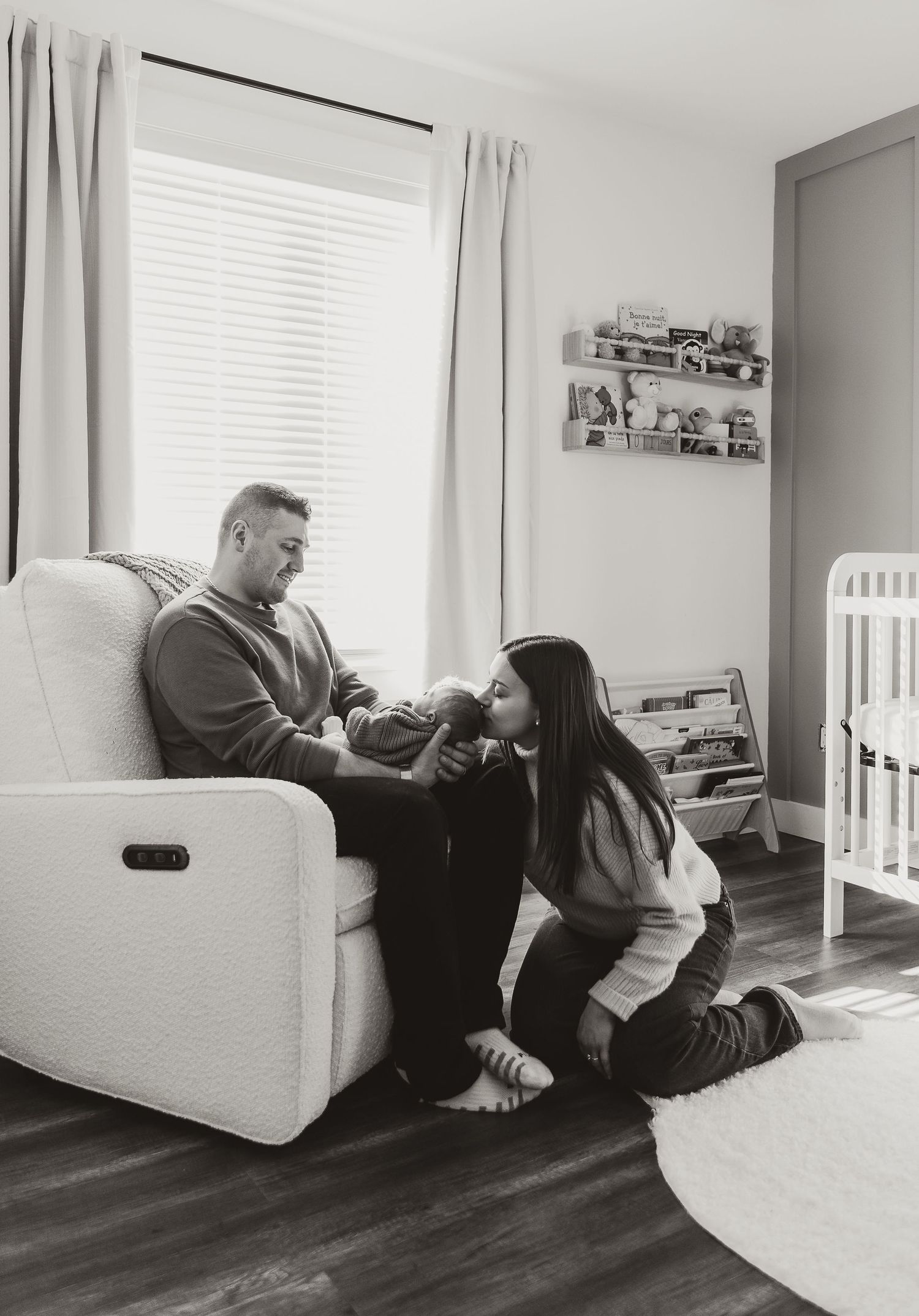 Moncton New Brunswick Maternity & Newborn photography in home photoshoot black and white portrait
