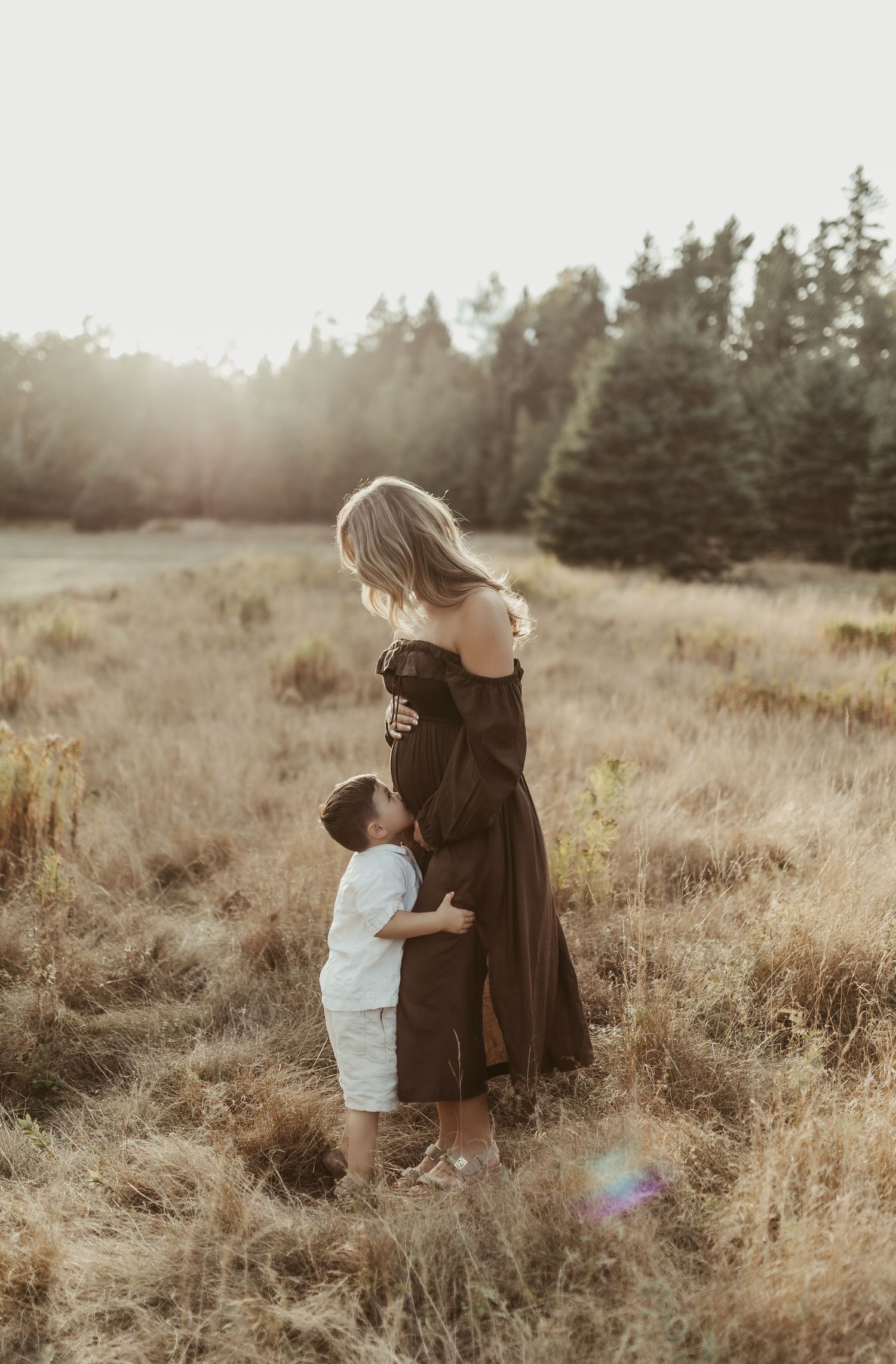Moncton New Brunswick Maternity & Newborn photography golden hour maternity photoshoot