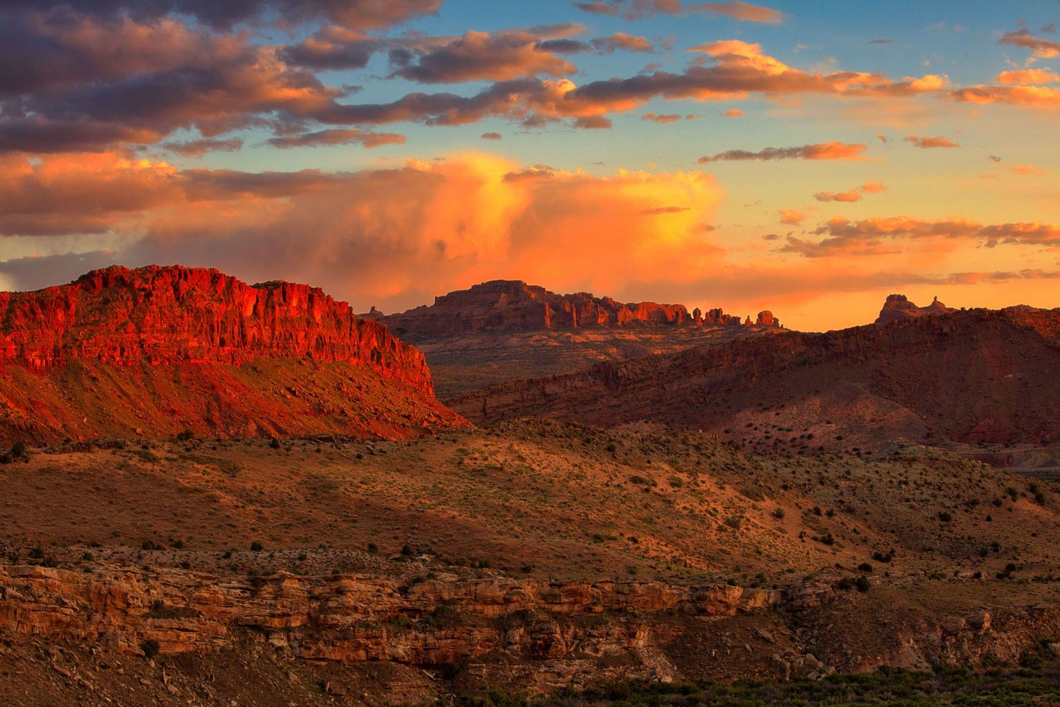Northern Indiana and midwest photographer landscape desert mountains in Utah