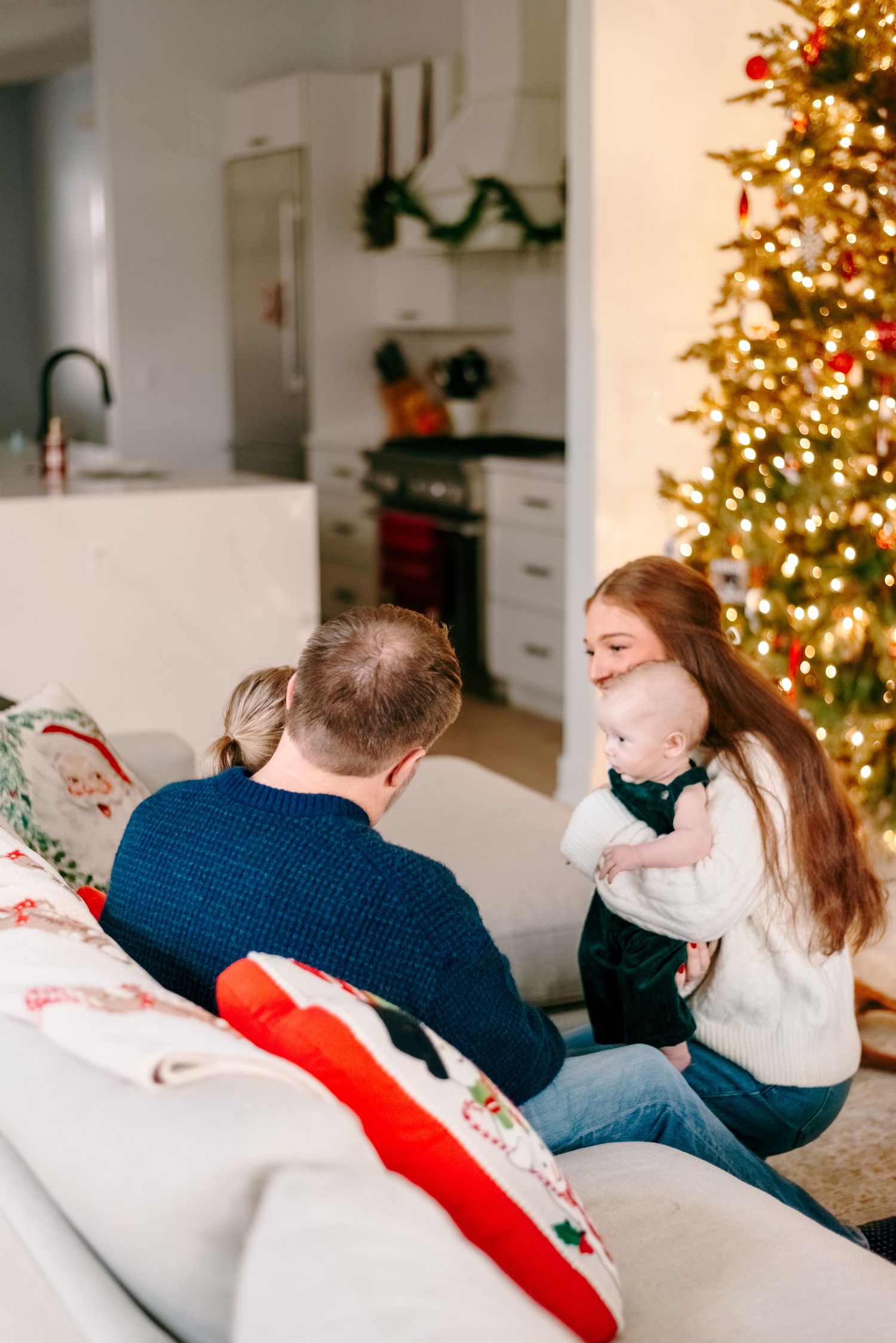 In home Christmas family photo session