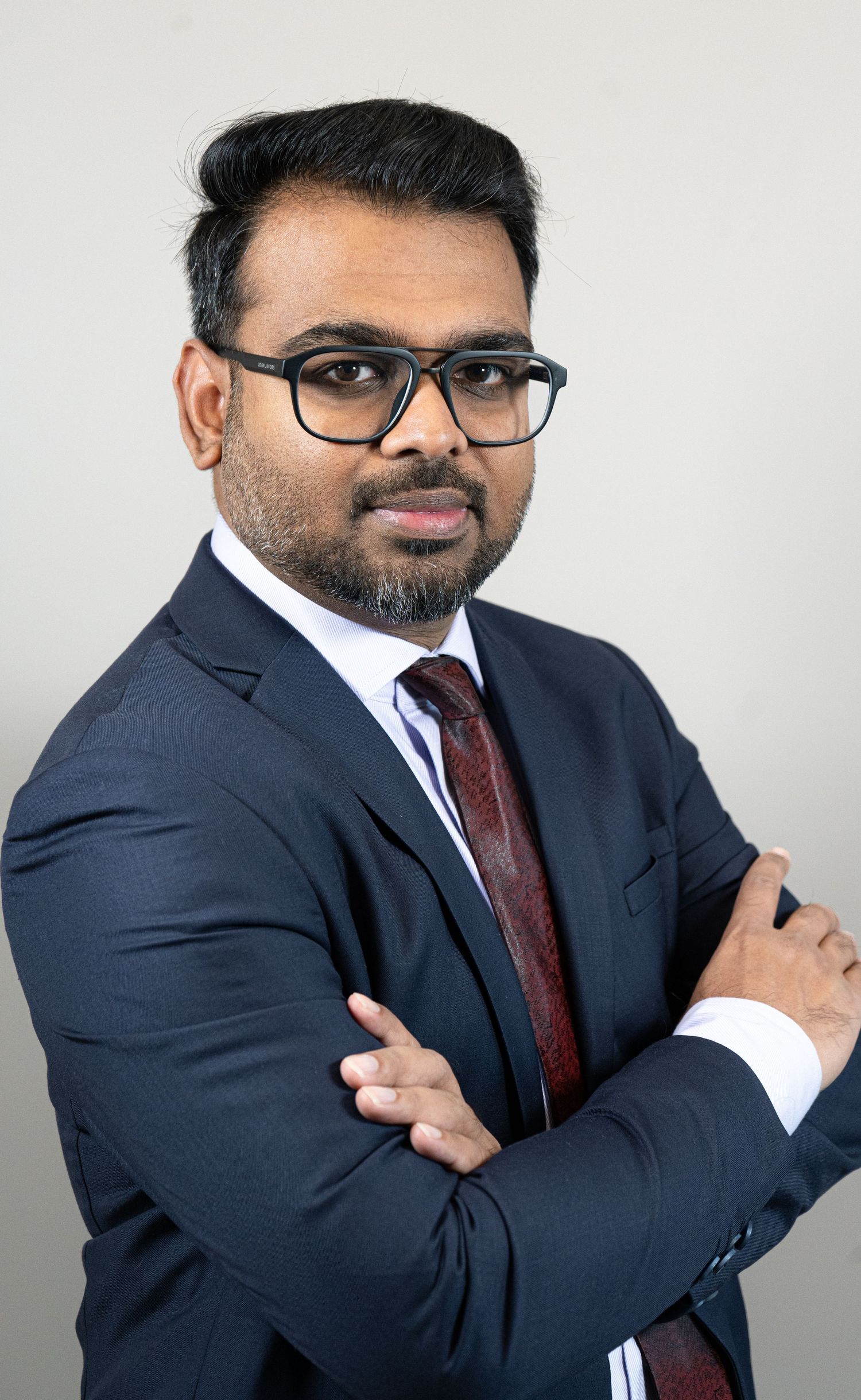 professional studio headshots, Portraits