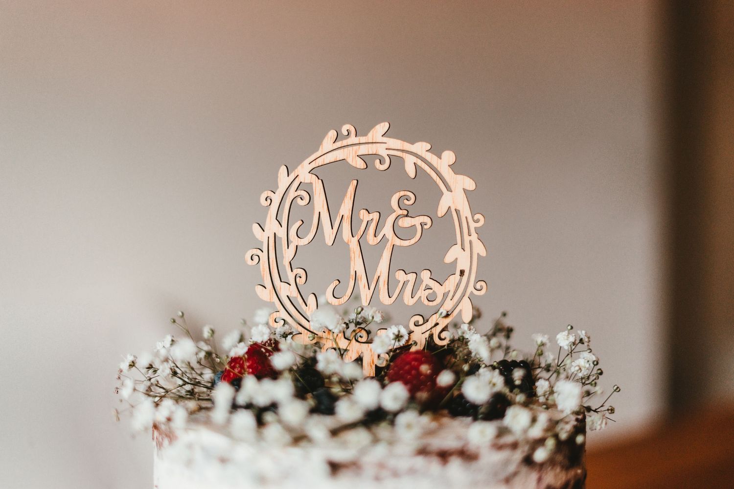 Mr and mrs cake topper for wedding