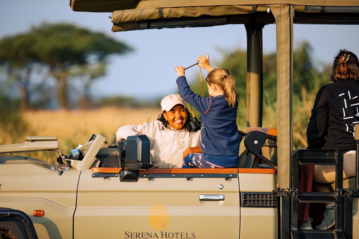 Cinematic lifestyle imagery of the safari experience in Serengeti, specialising in tourism brand storytelling and high-end travel content.