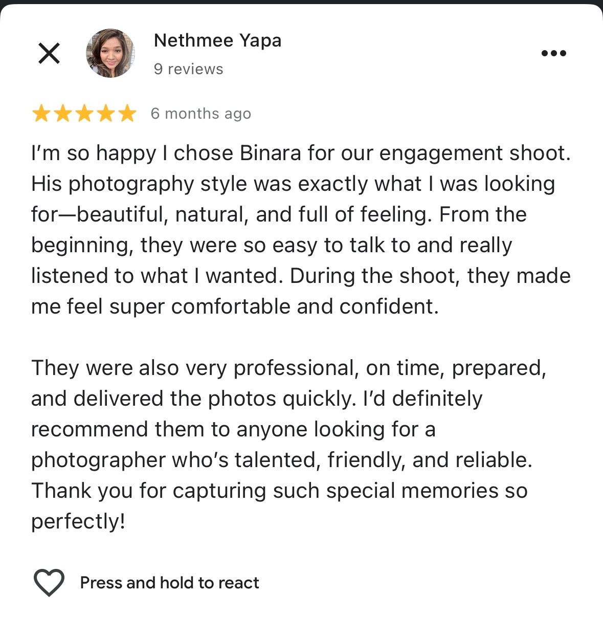 Five-star review praising Wed Vows photographer Binara for a natural, professional, and comfortable engagement shoot.